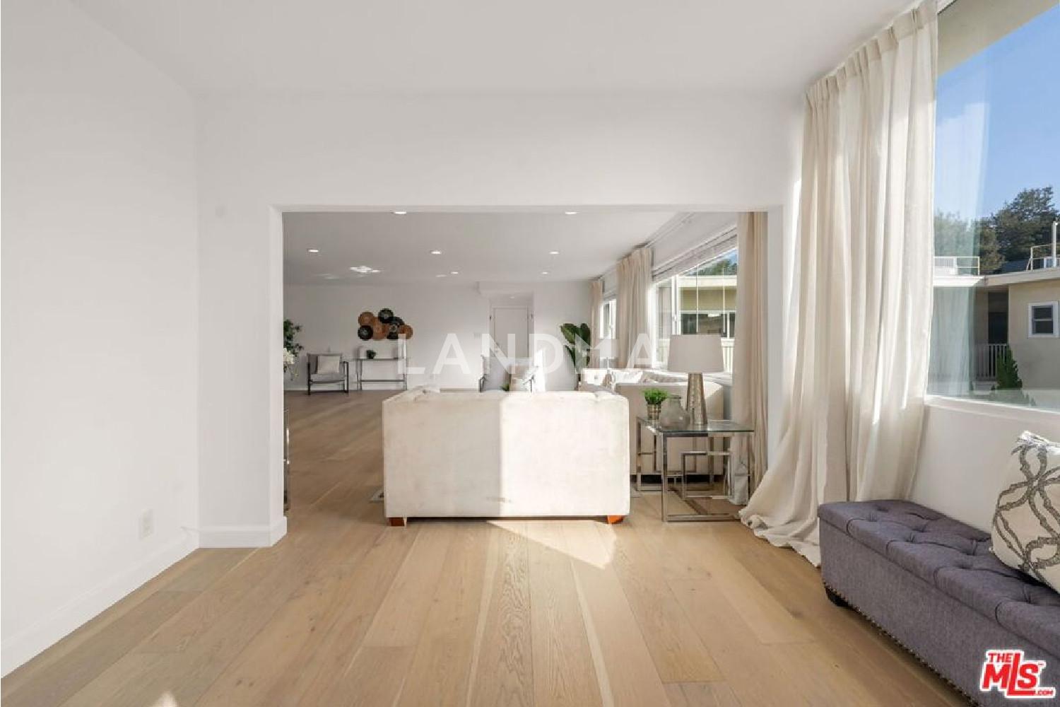1525 N Hayworth Avenue #302 官网图片 8