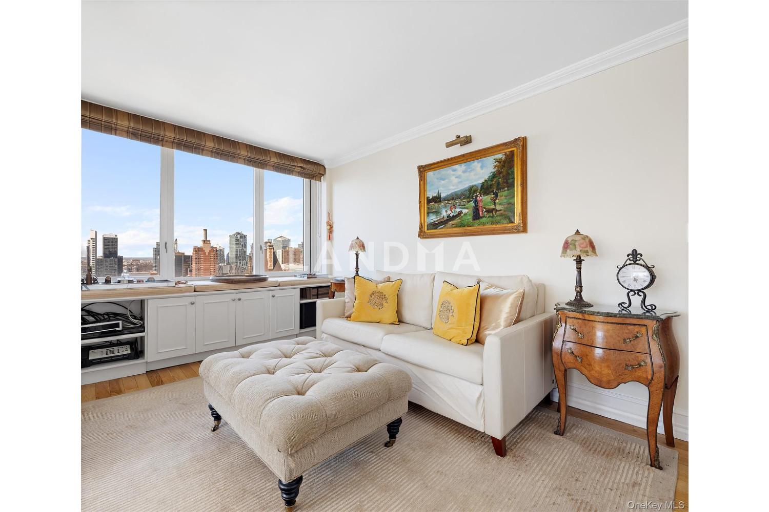 322 W 57th Street  Unit 33U 官网图片 5