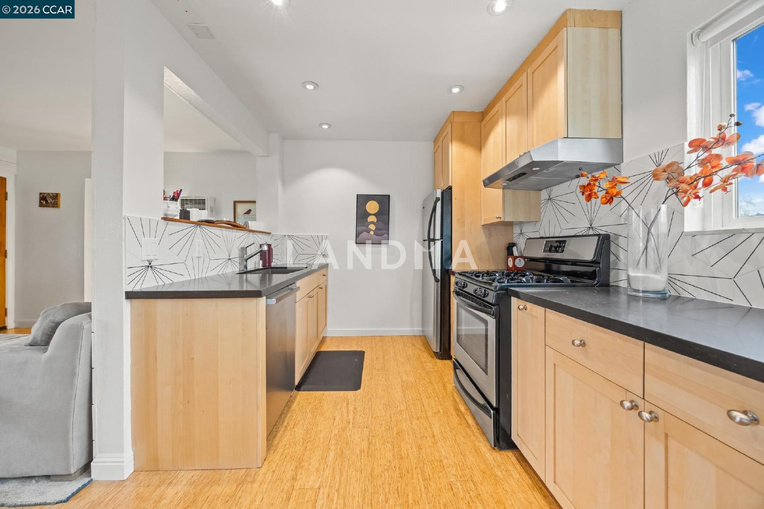 2327 10th Street #4 官网图片 10