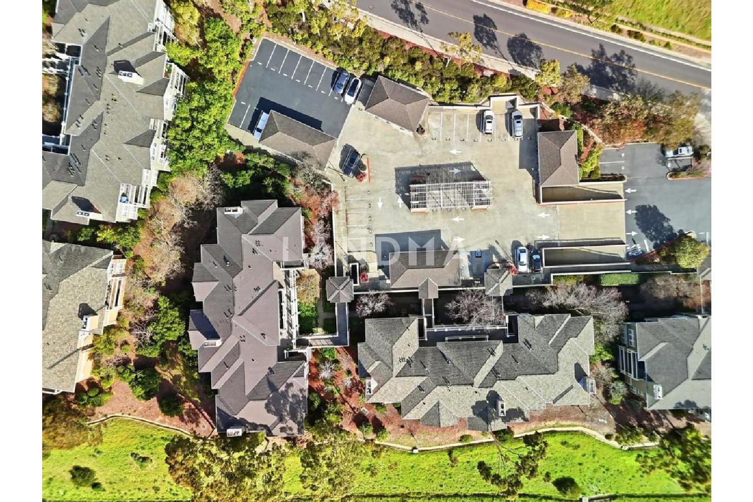 332 Crescent Court 官网图片 43
