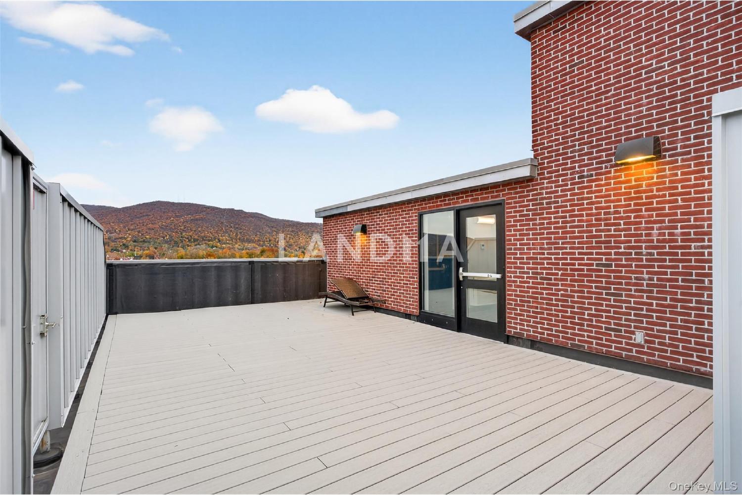 249 Main Street  Unit 305 官网图片 22