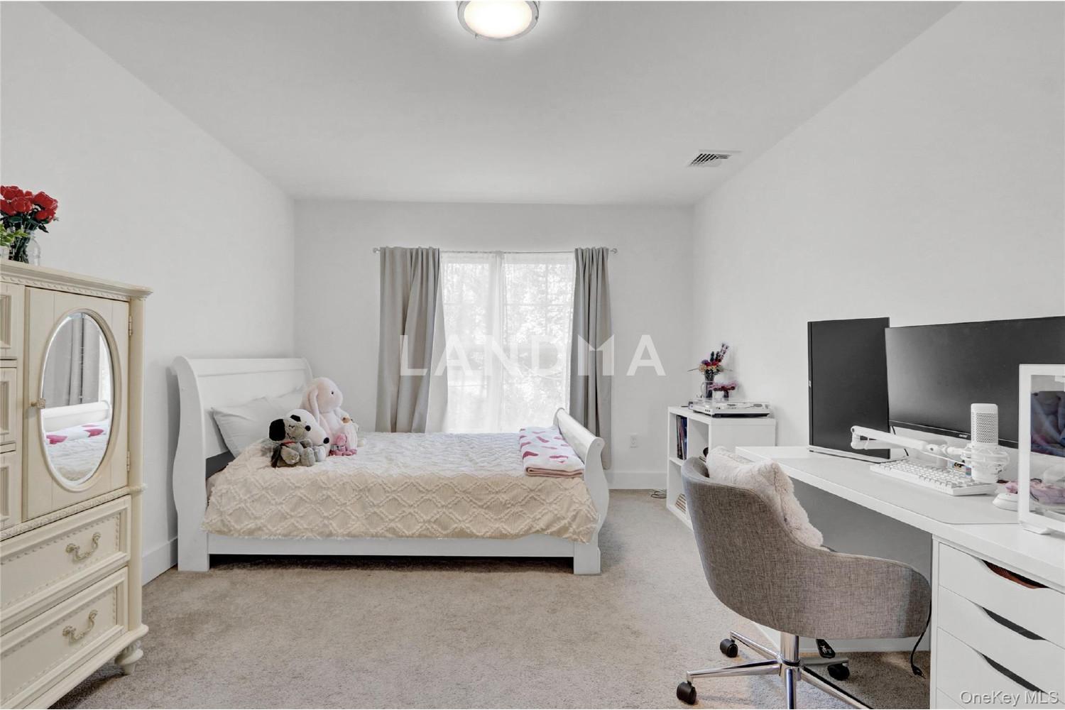 704 Breton Way  Unit 704 官网图片 13