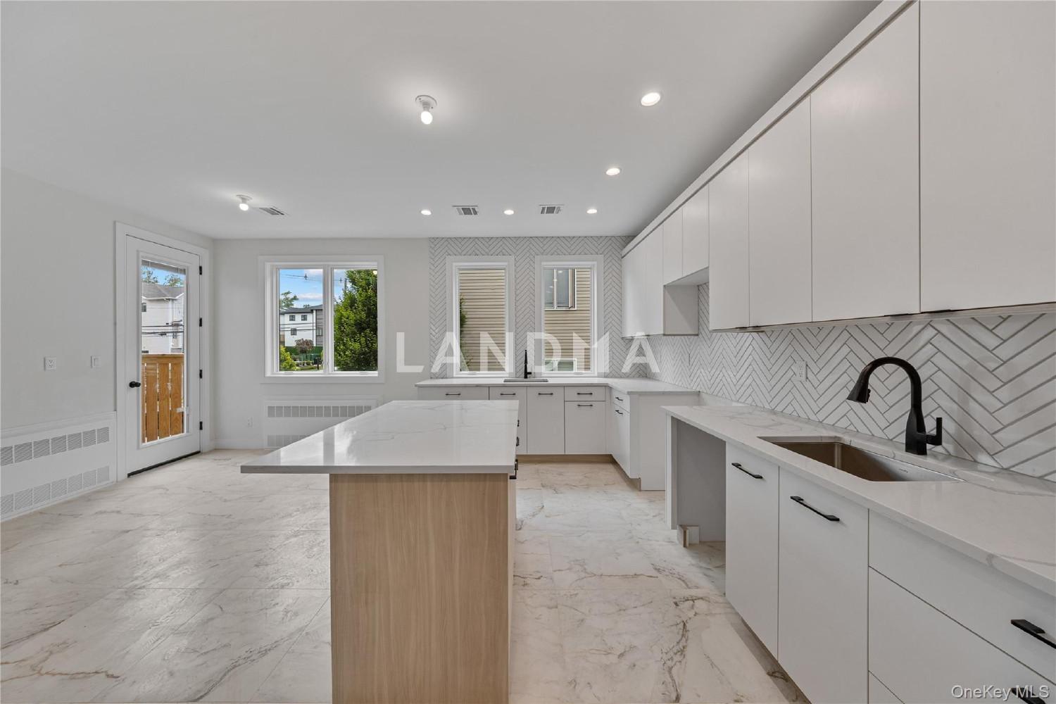 472 W Central Avenue  Unit 204 官网图片 10