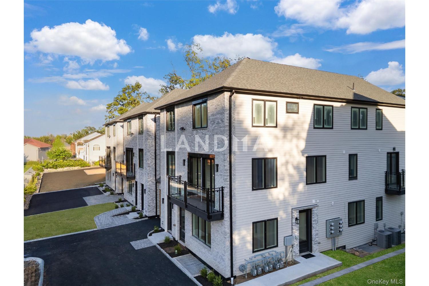 27 Ellish Parkway  Unit 103
