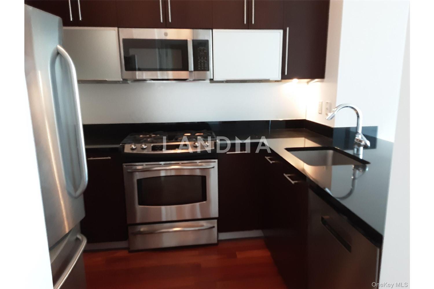 100 Jay Street  Unit 28B 官网图片 25