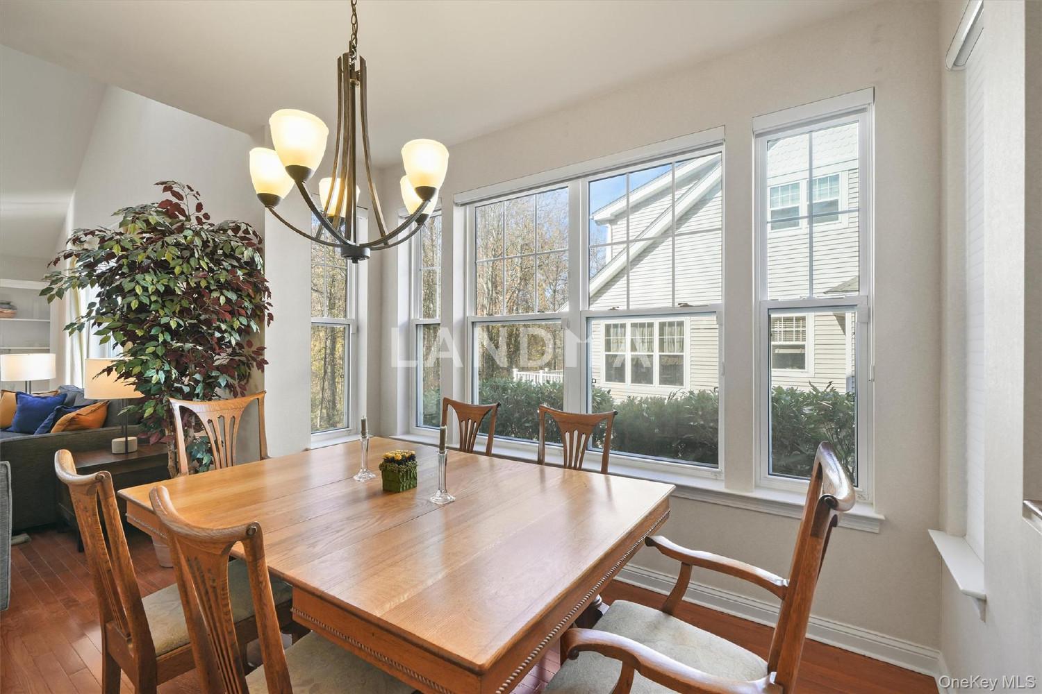 25 Briarbrook Drive  Unit 25 官网图片 4