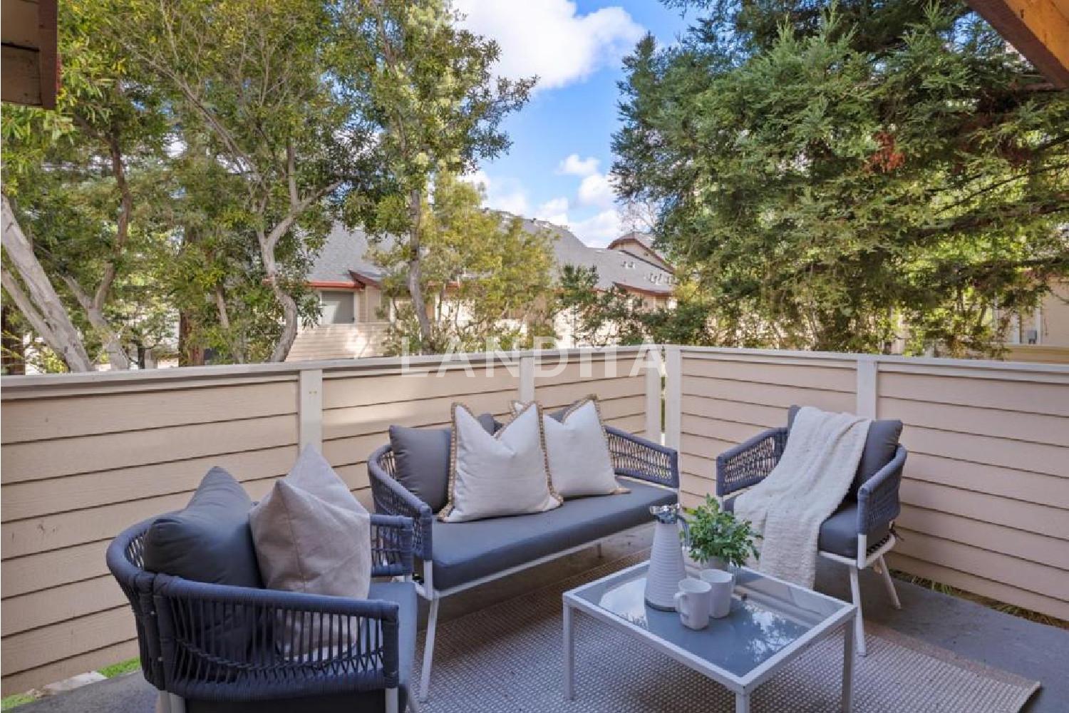 1054 Cedar Gables Drive 官网图片 7