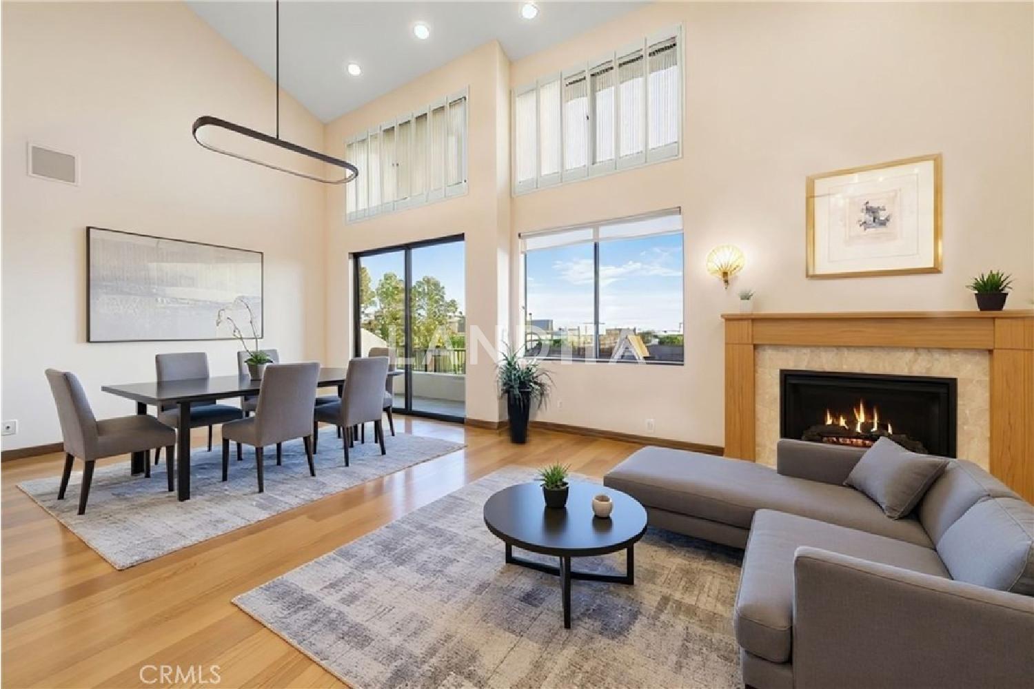2008 S Bentley Avenue #5 官网图片 3