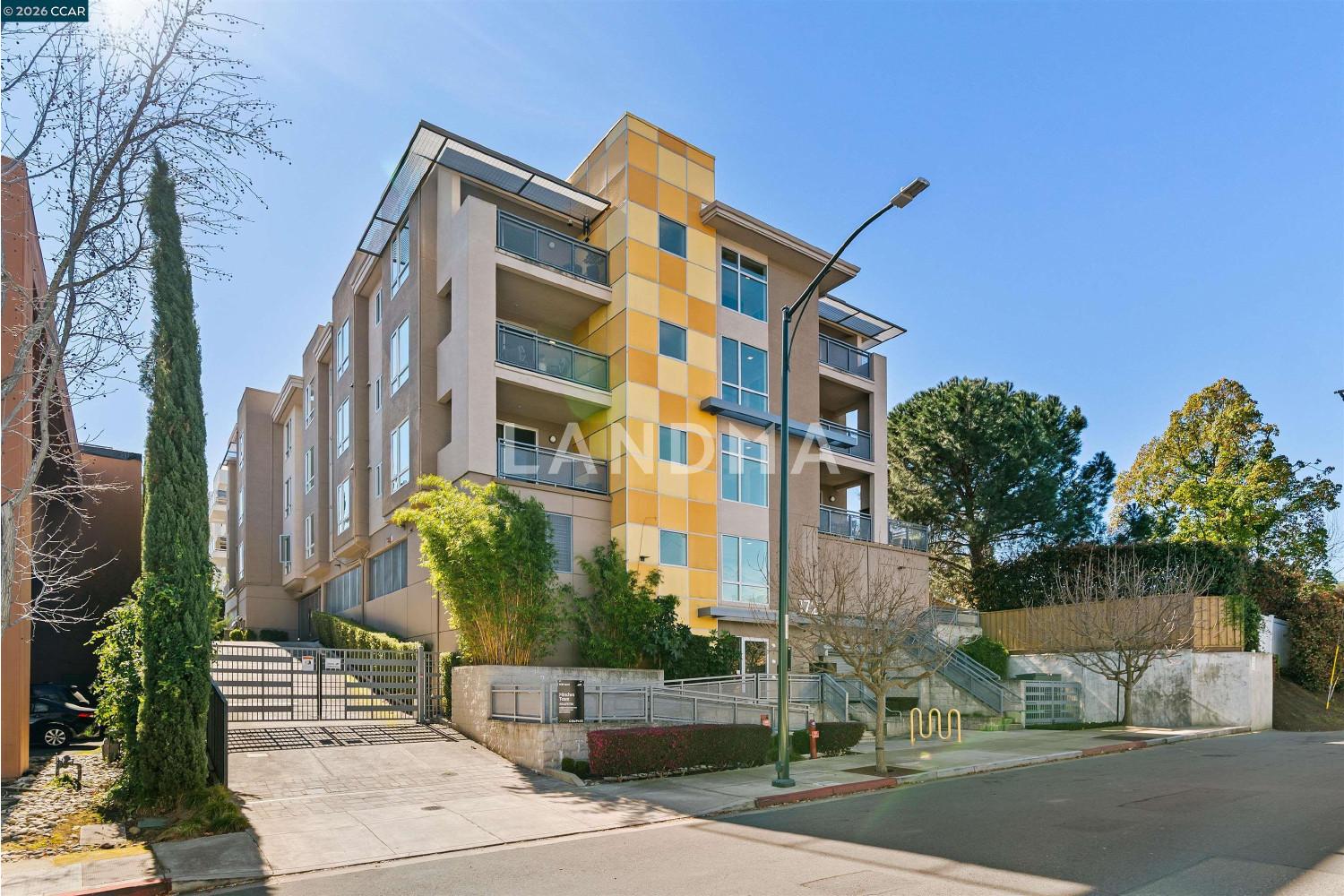 1727 Lacassie Ave #4B