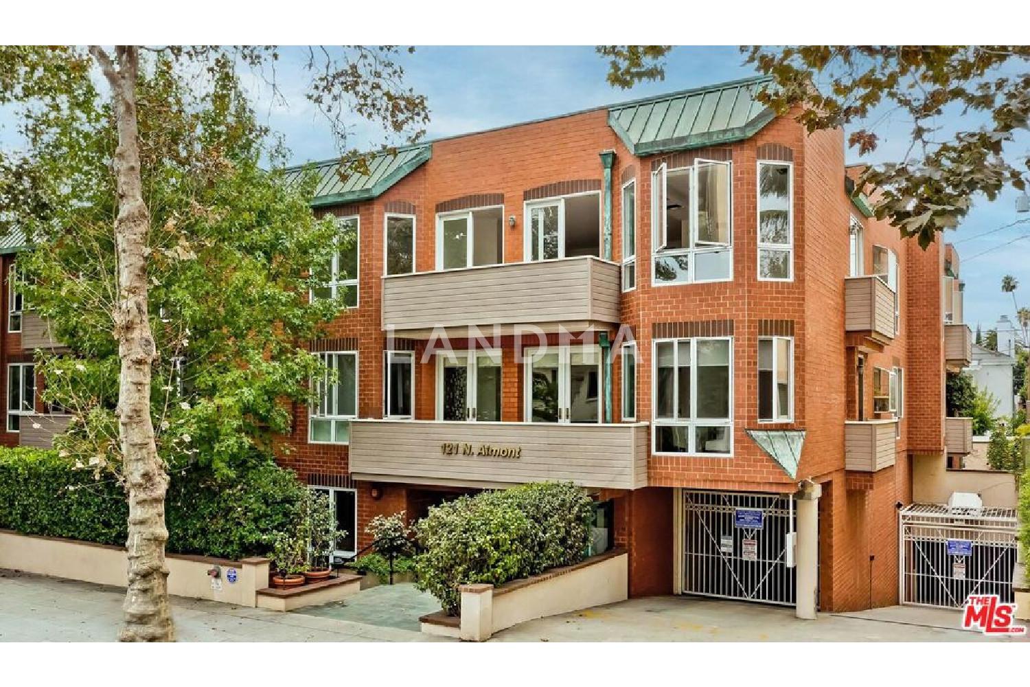121 N Almont Drive #205 官网图片 21