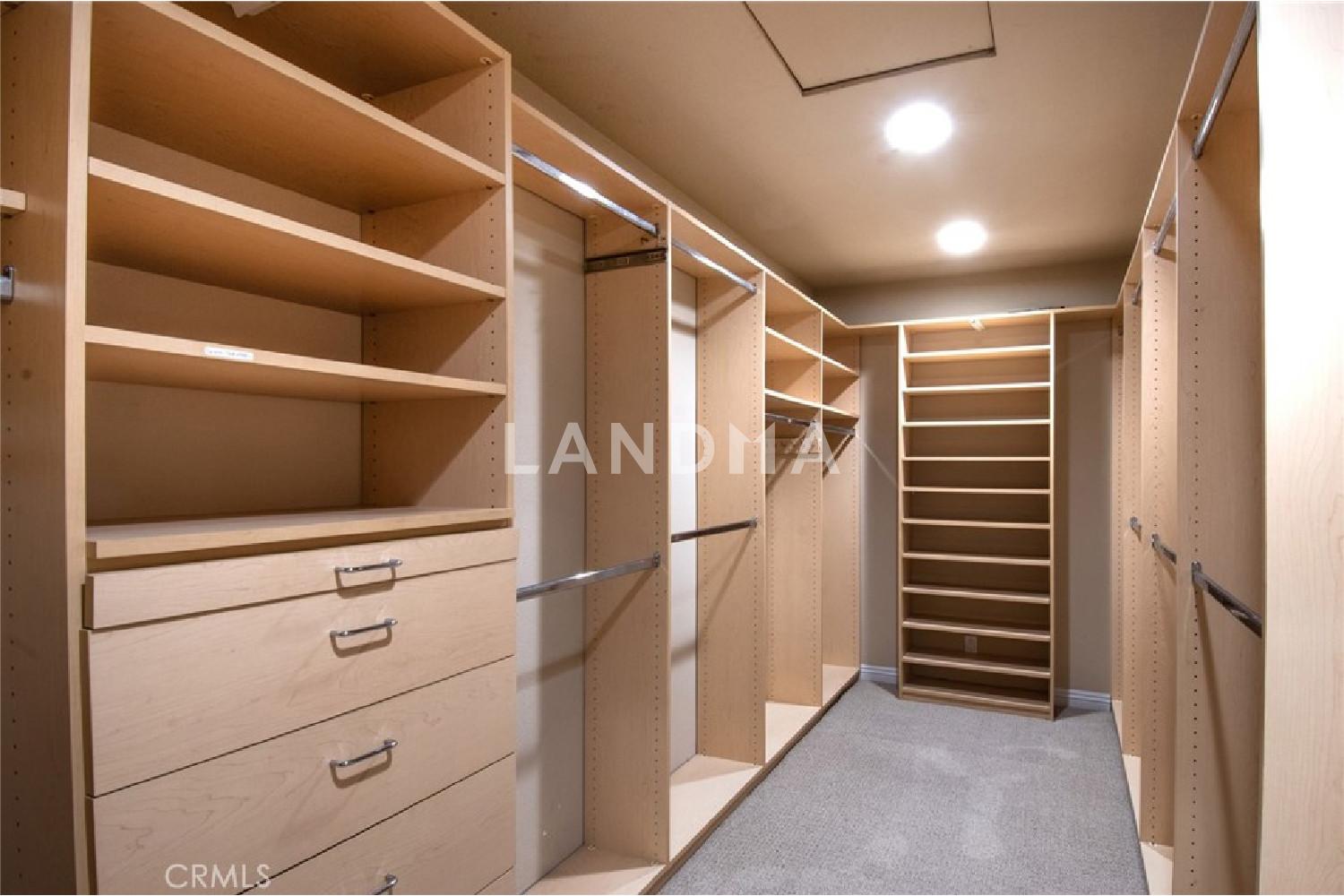 1119 Granville 官网图片 20