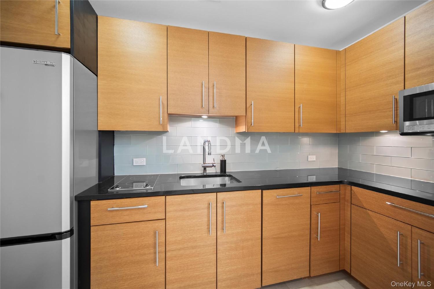 1 Renaissance Square  Unit 10B 官网图片 7
