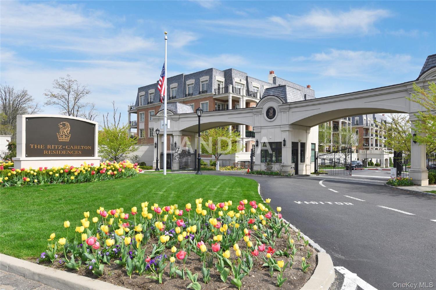 5000 Royal Court  Unit 5114