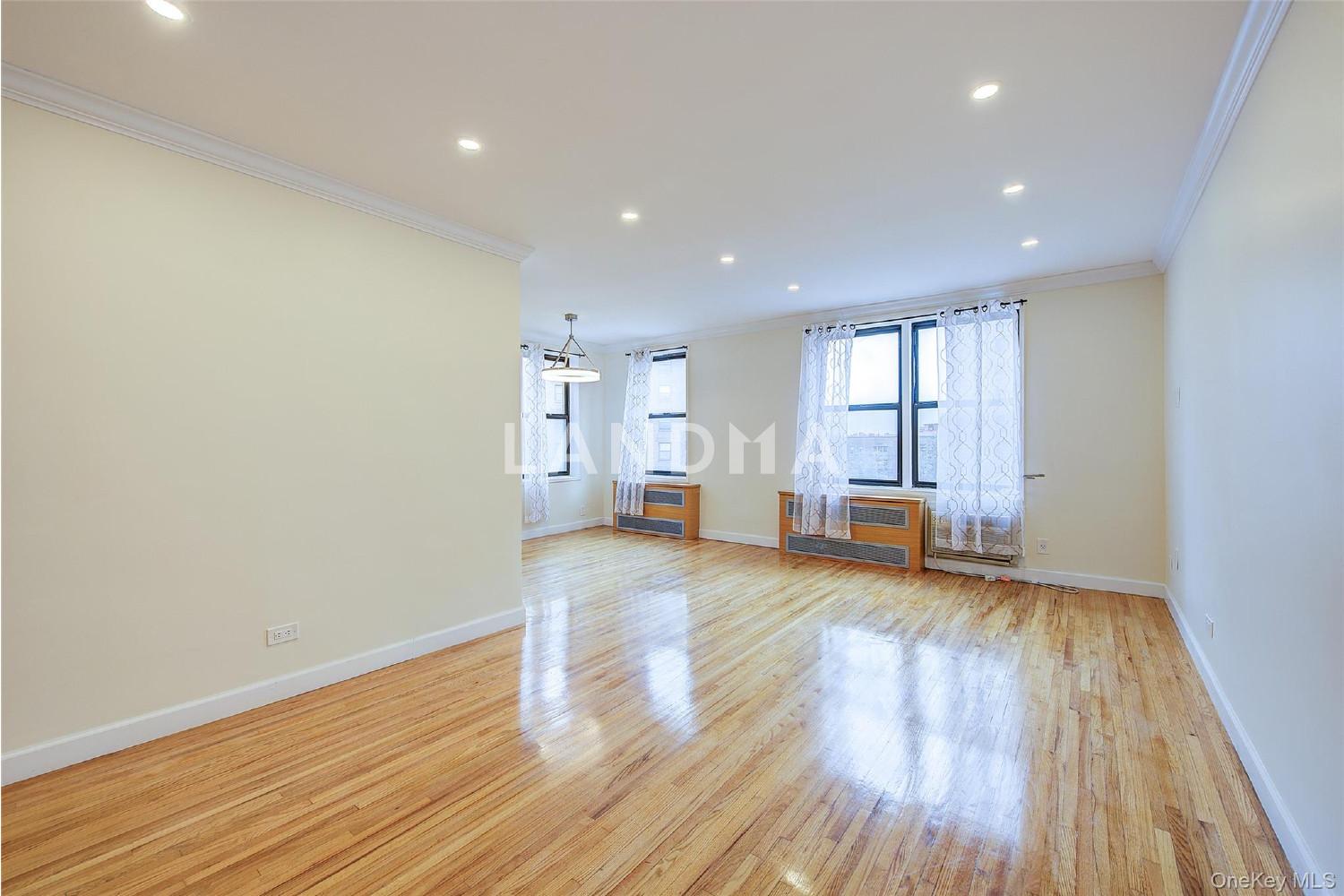 100-25 Queens Boulevard  Unit 7FF 官网图片 4