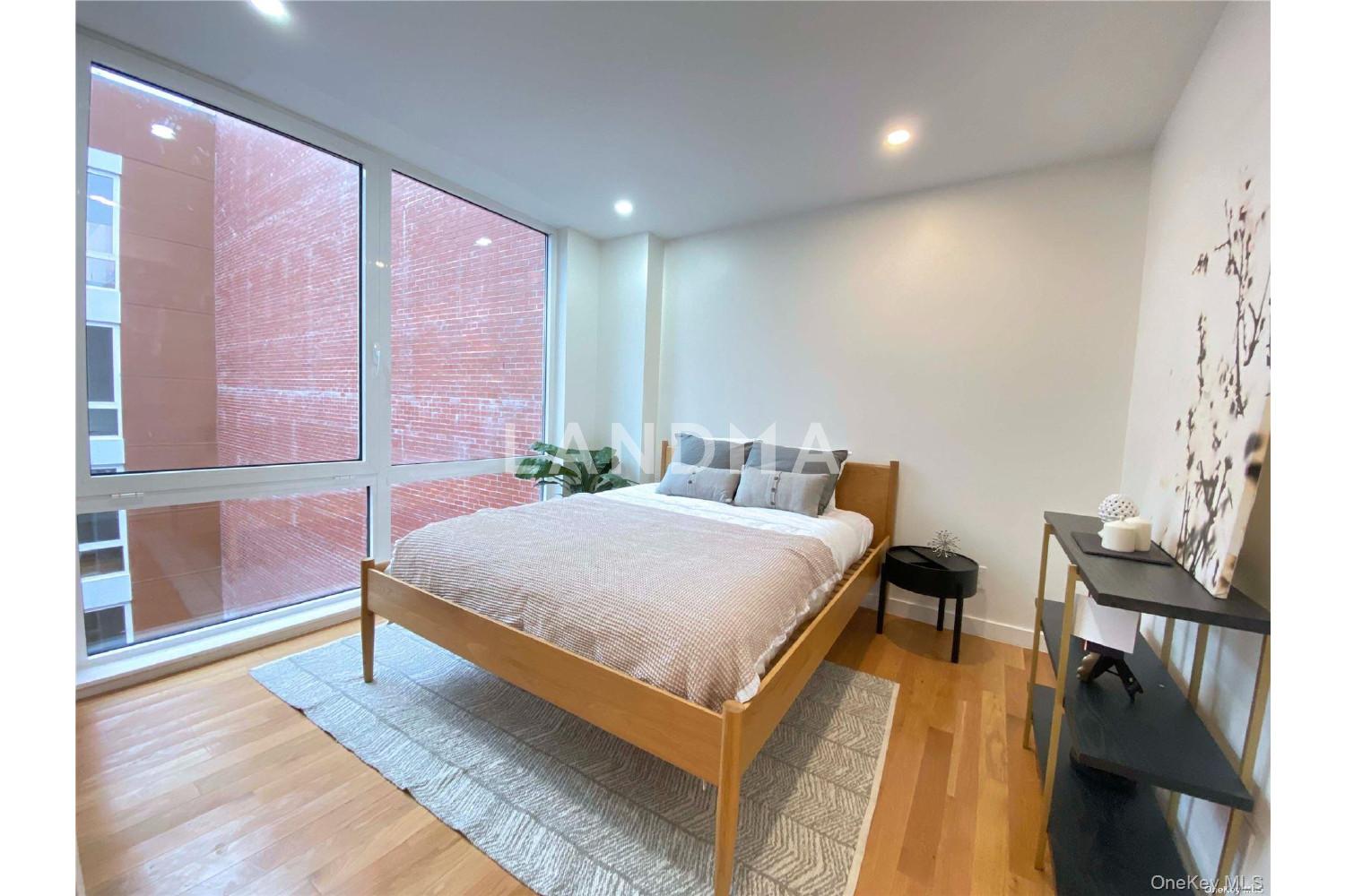 42-23 Parsons Boulevard  Unit 1E 官网图片 10