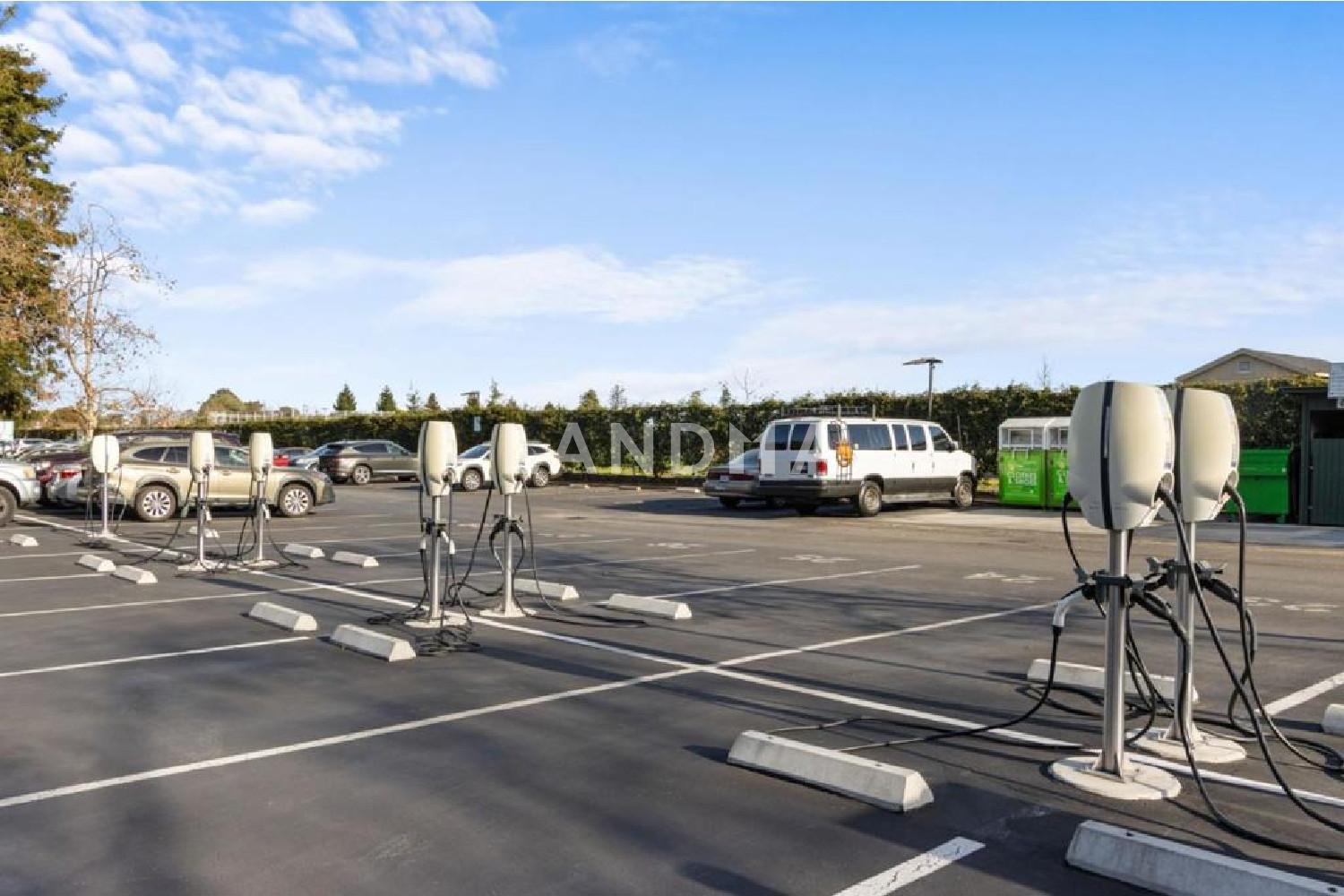 833 N Humboldt Street #201 官网图片 34