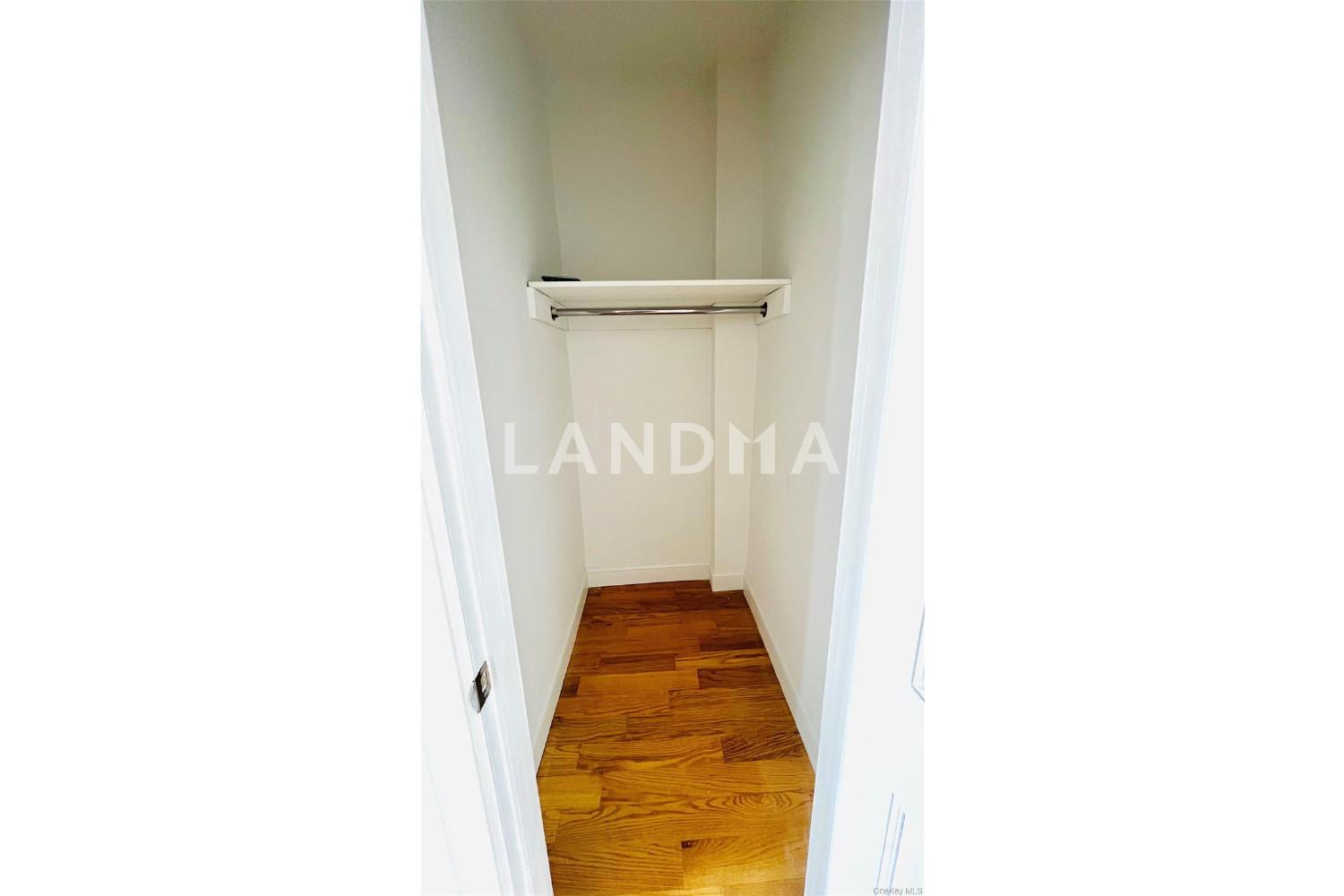 6105 39th Avenue  Unit D6 官网图片 5