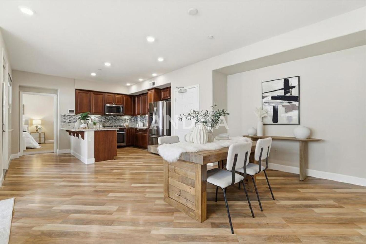 1120 Karby Terrace #203 官网图片 7