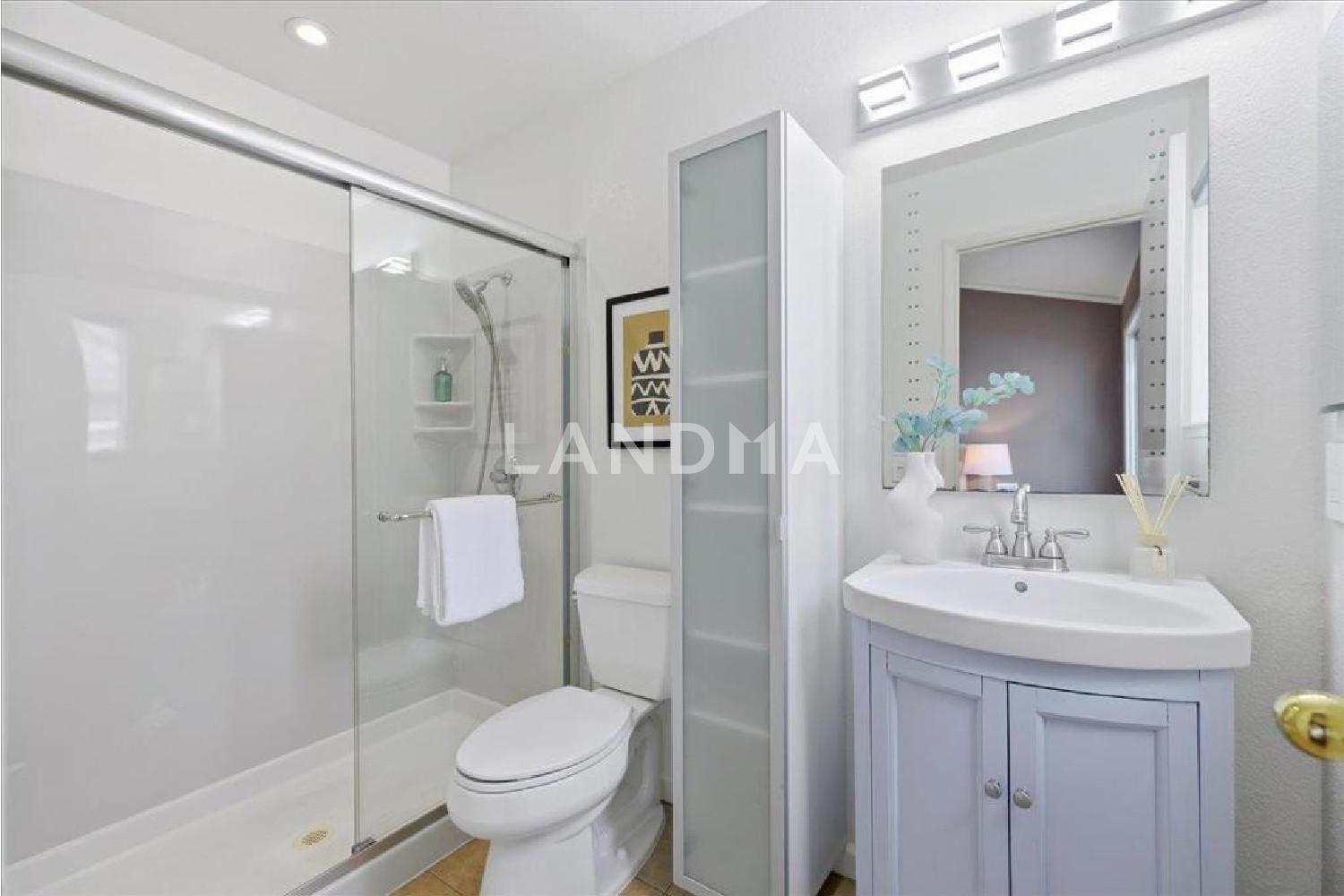 727 Portwalk Place 官网图片 24
