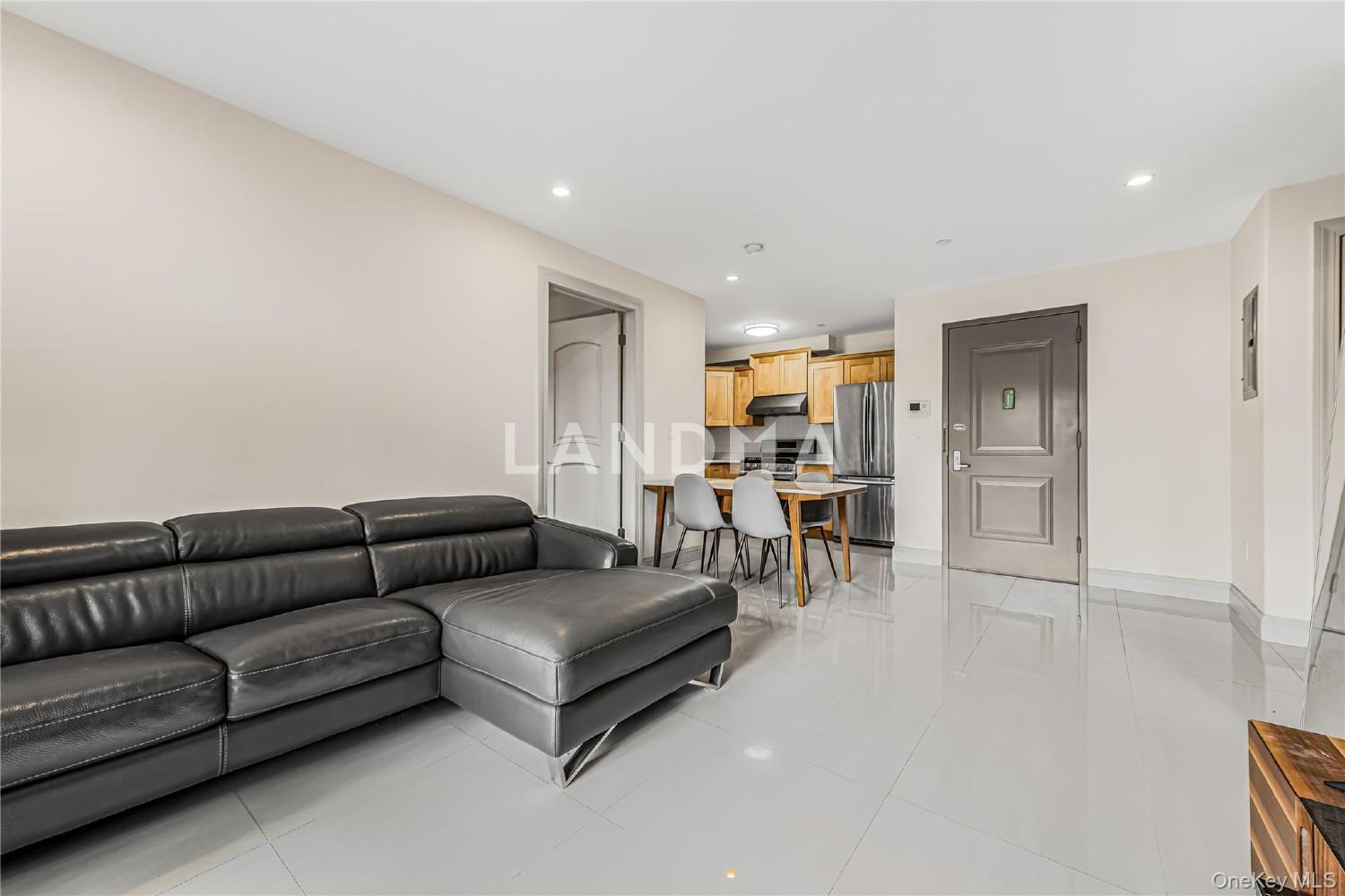 6538 austin st  Unit 2A 官网图片 15
