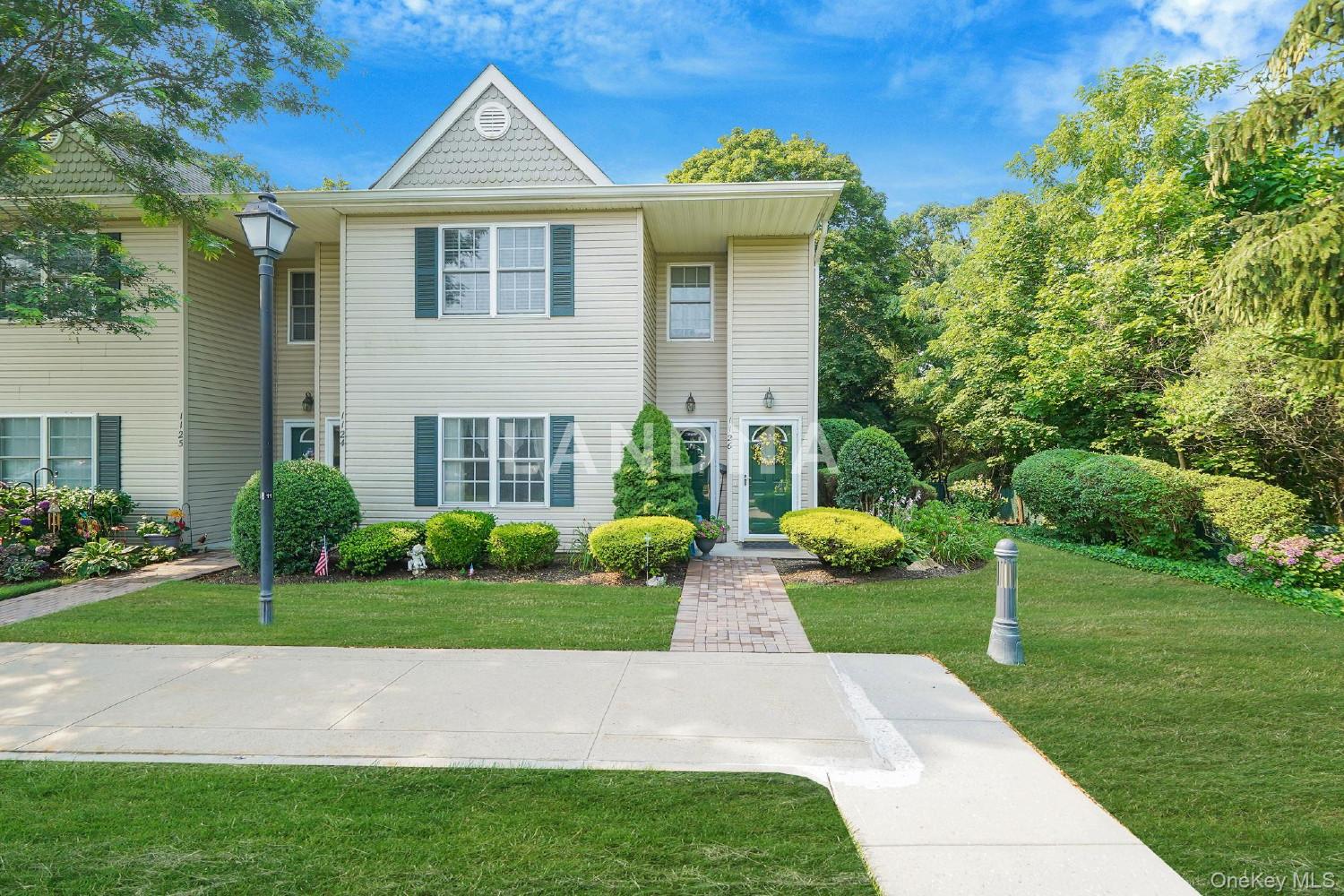 1126 Savoy Drive