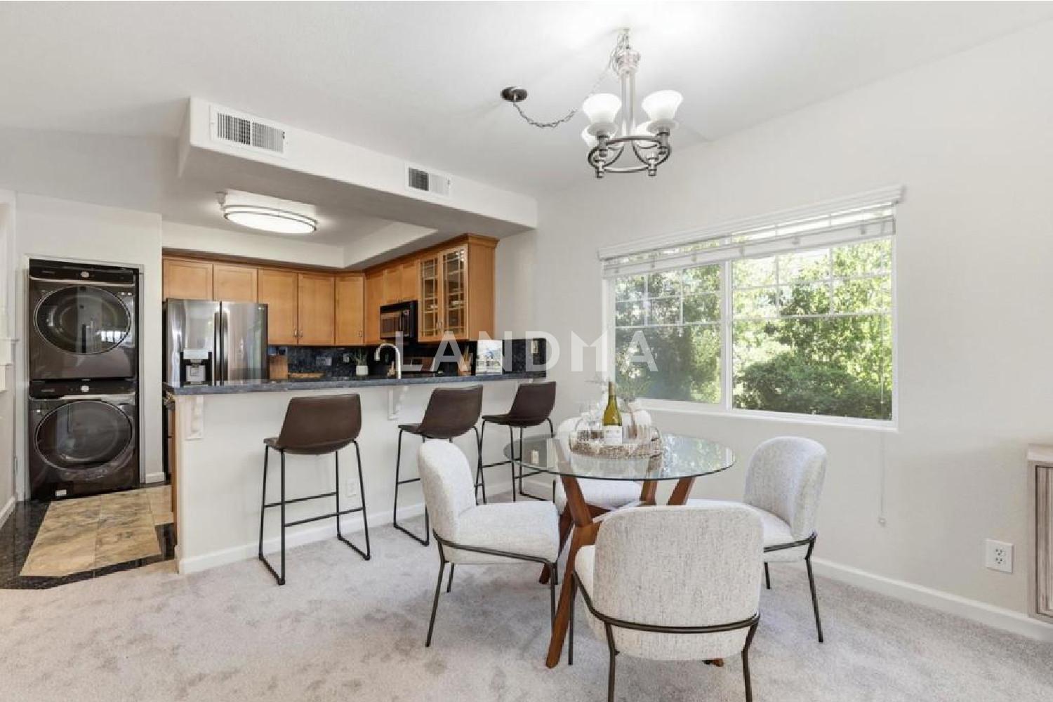 808 Lenzen Avenue #107 官网图片 5