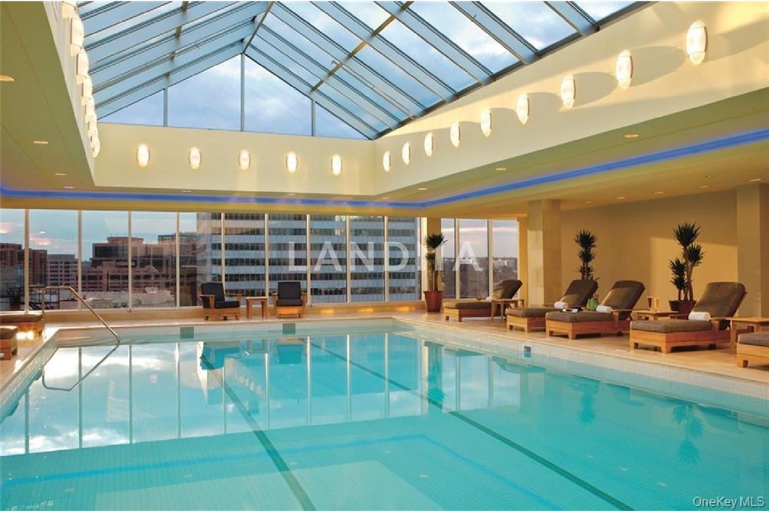 1 Renaissance Square  Unit 10H 官网图片 14