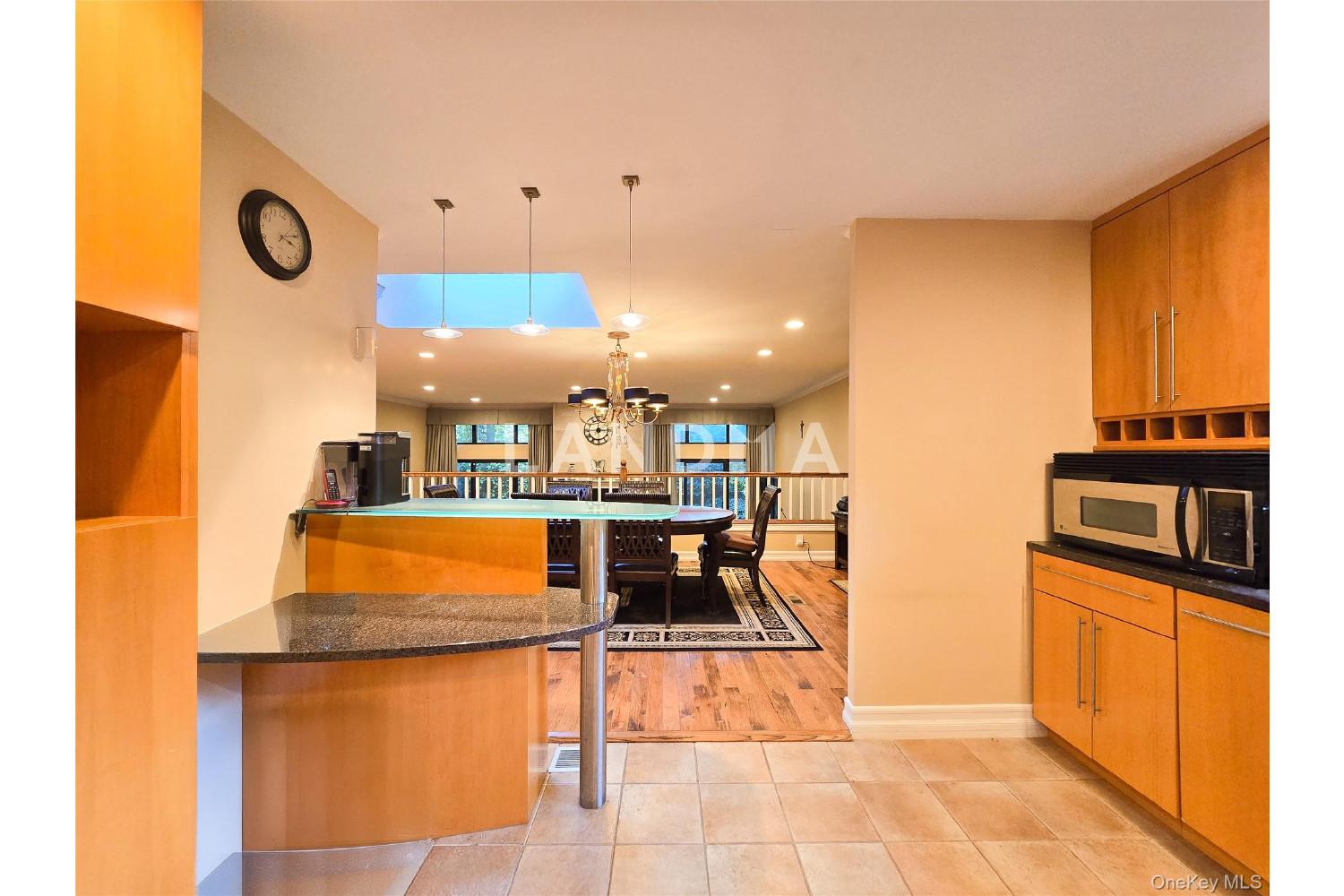54 Acorn Ponds Drive  Unit 271 官网图片 17