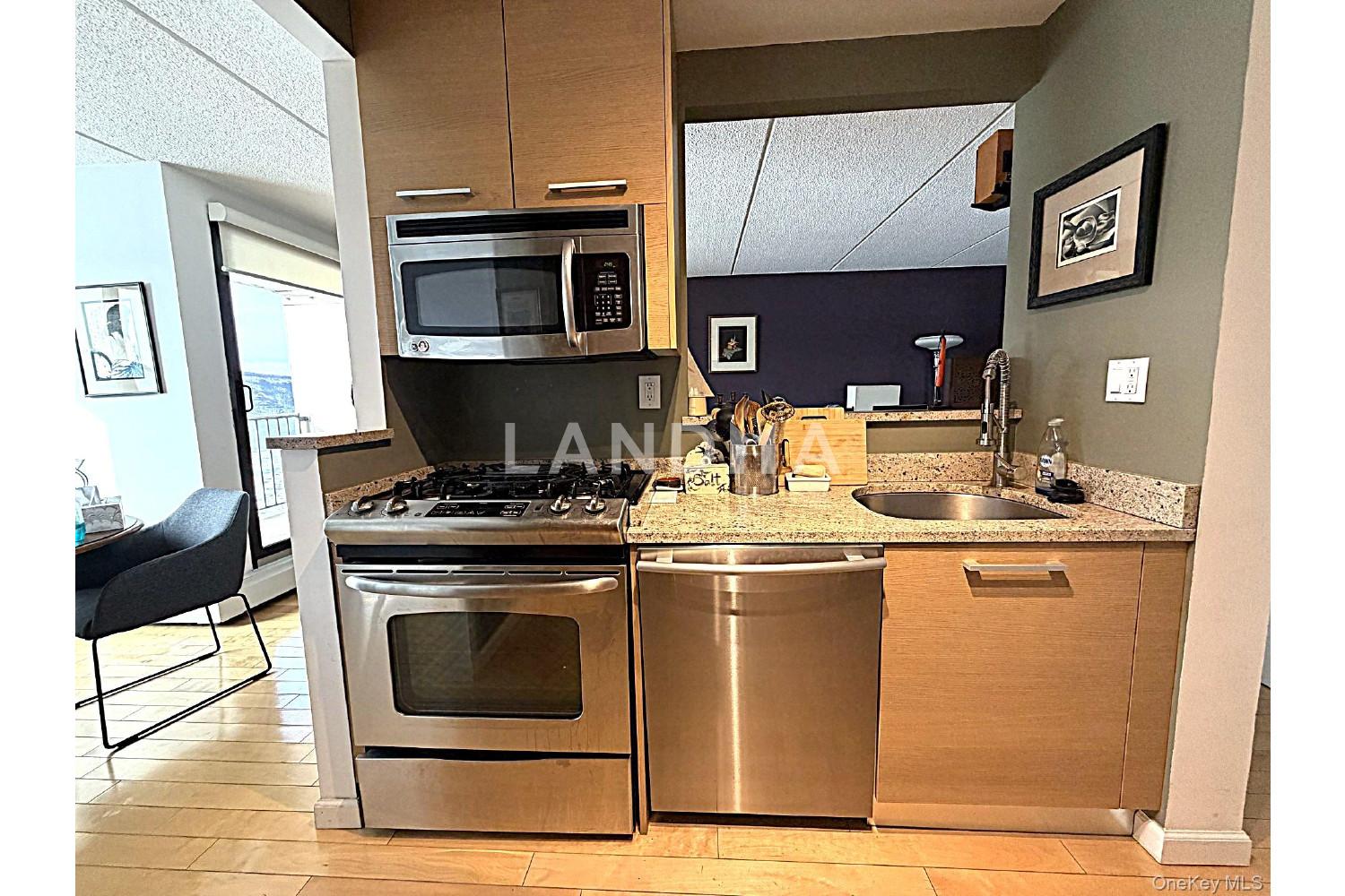 1155 Warburton Avenue  Unit 9T 官网图片 7