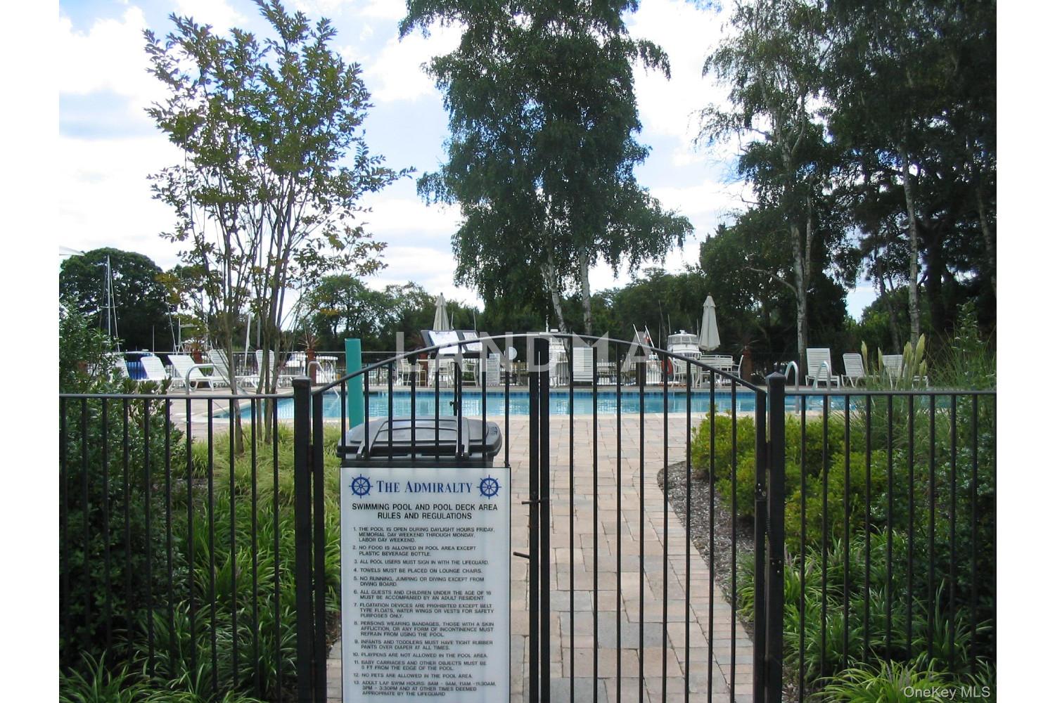 31 Admirals Drive E 官网图片 40
