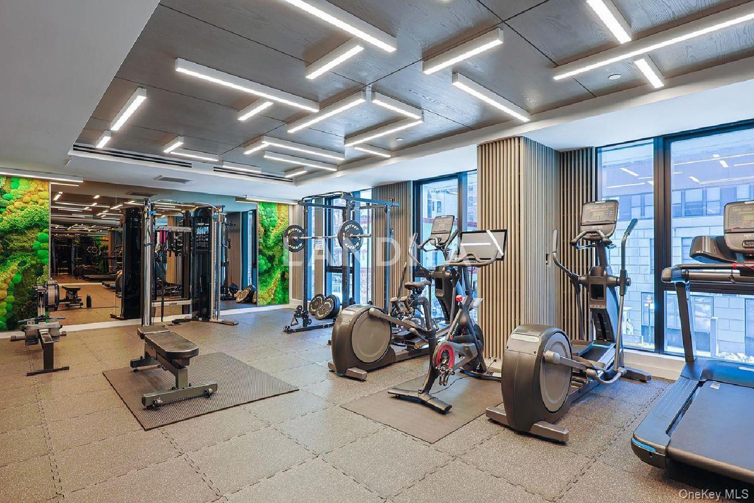 300 W 30th Street  Unit 4D 官网图片 3