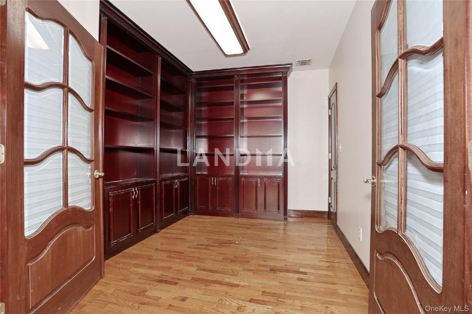 11 Laura Place  Unit 2 官网图片 10