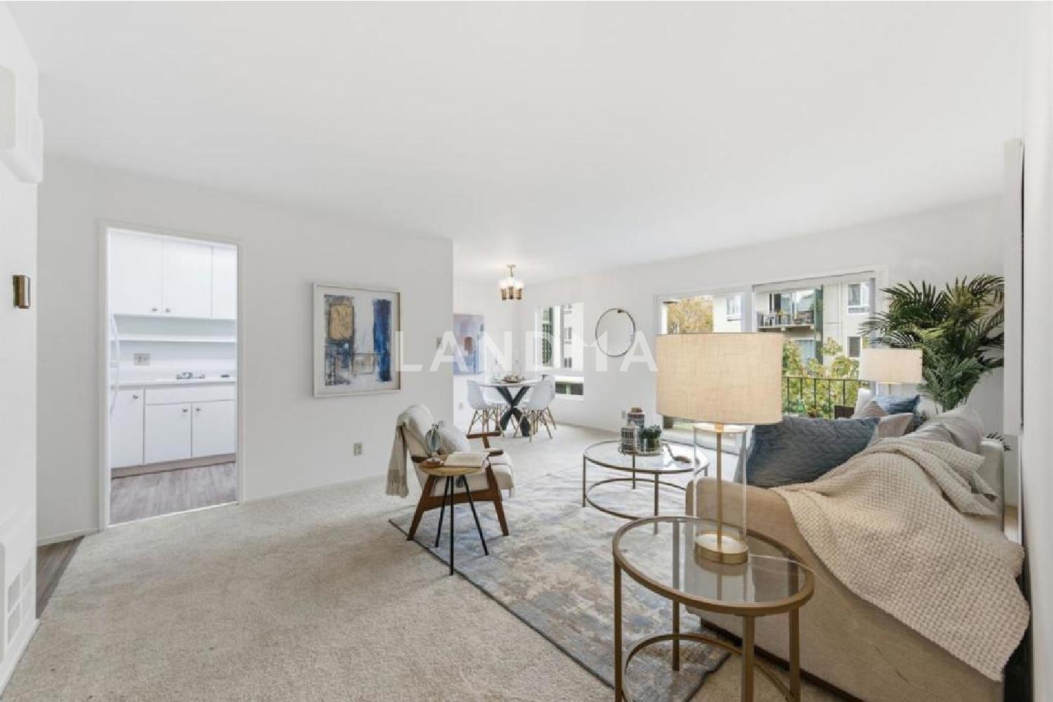 934 Peninsula Avenue #301
