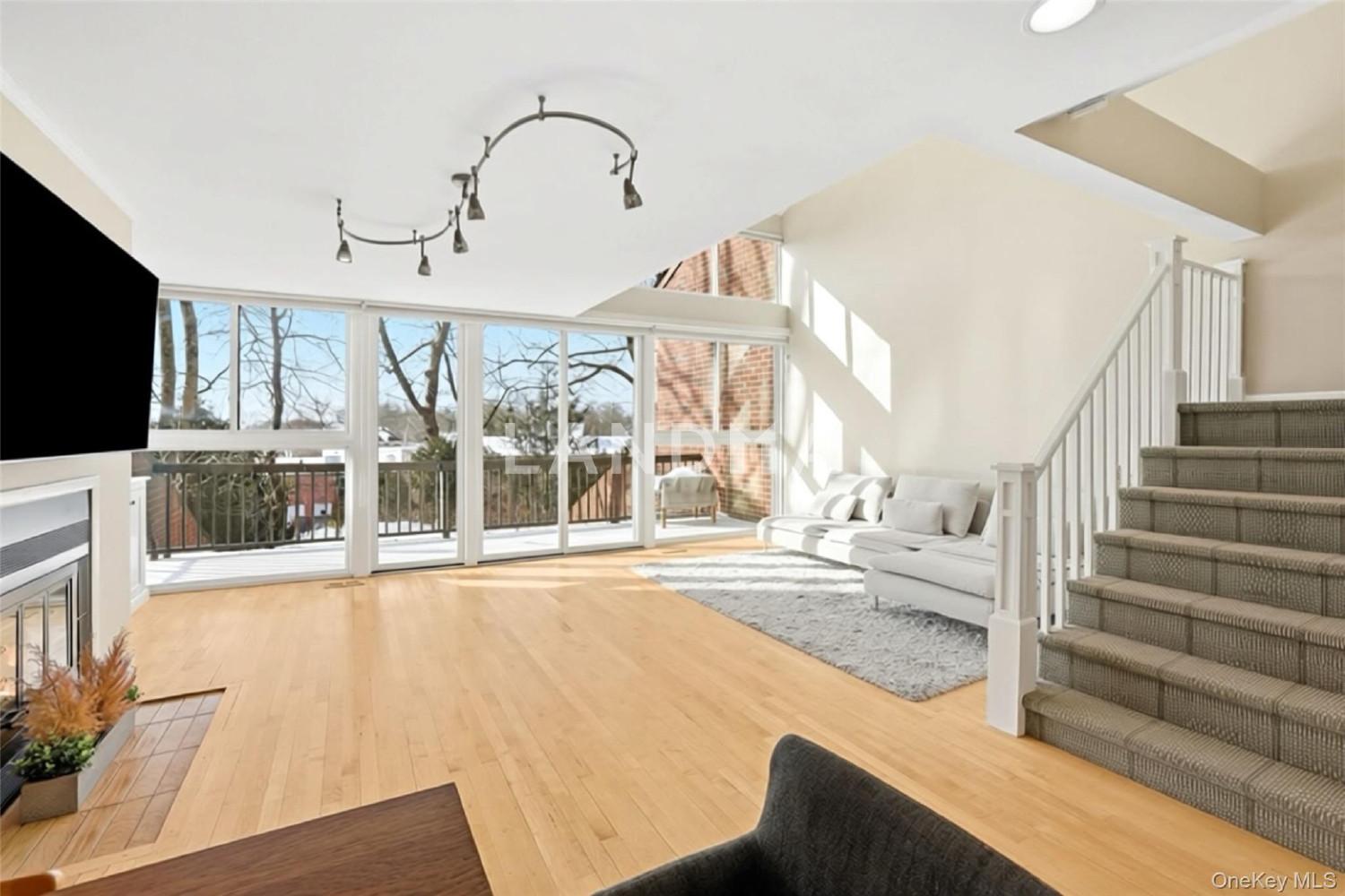 150 N Bedford Road  Unit 6D 官网图片 4