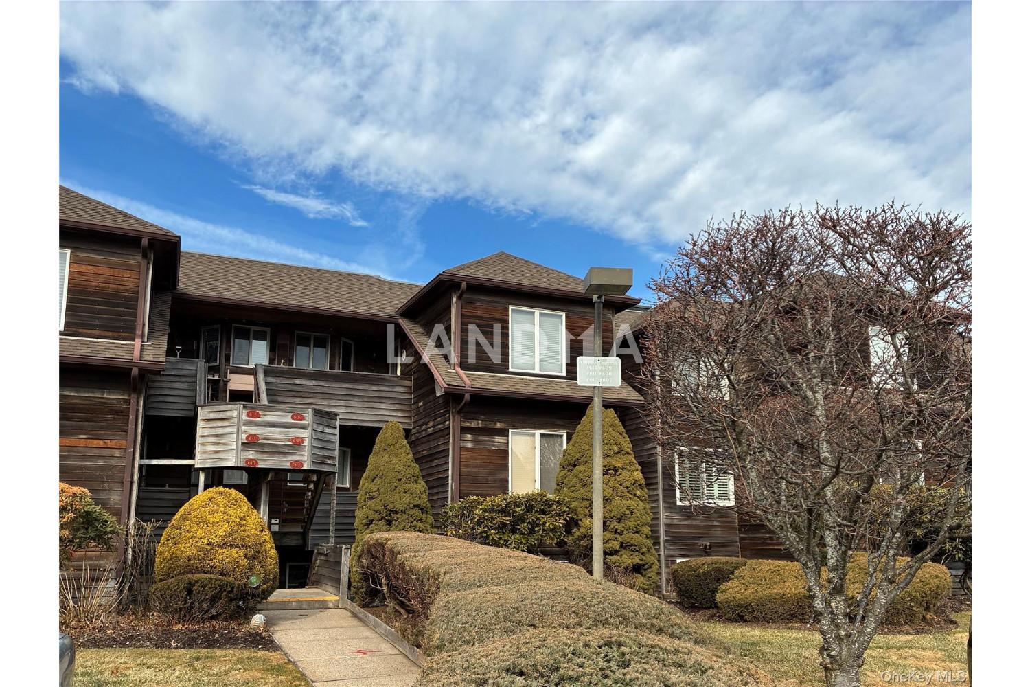 609 Fox Hill Drive