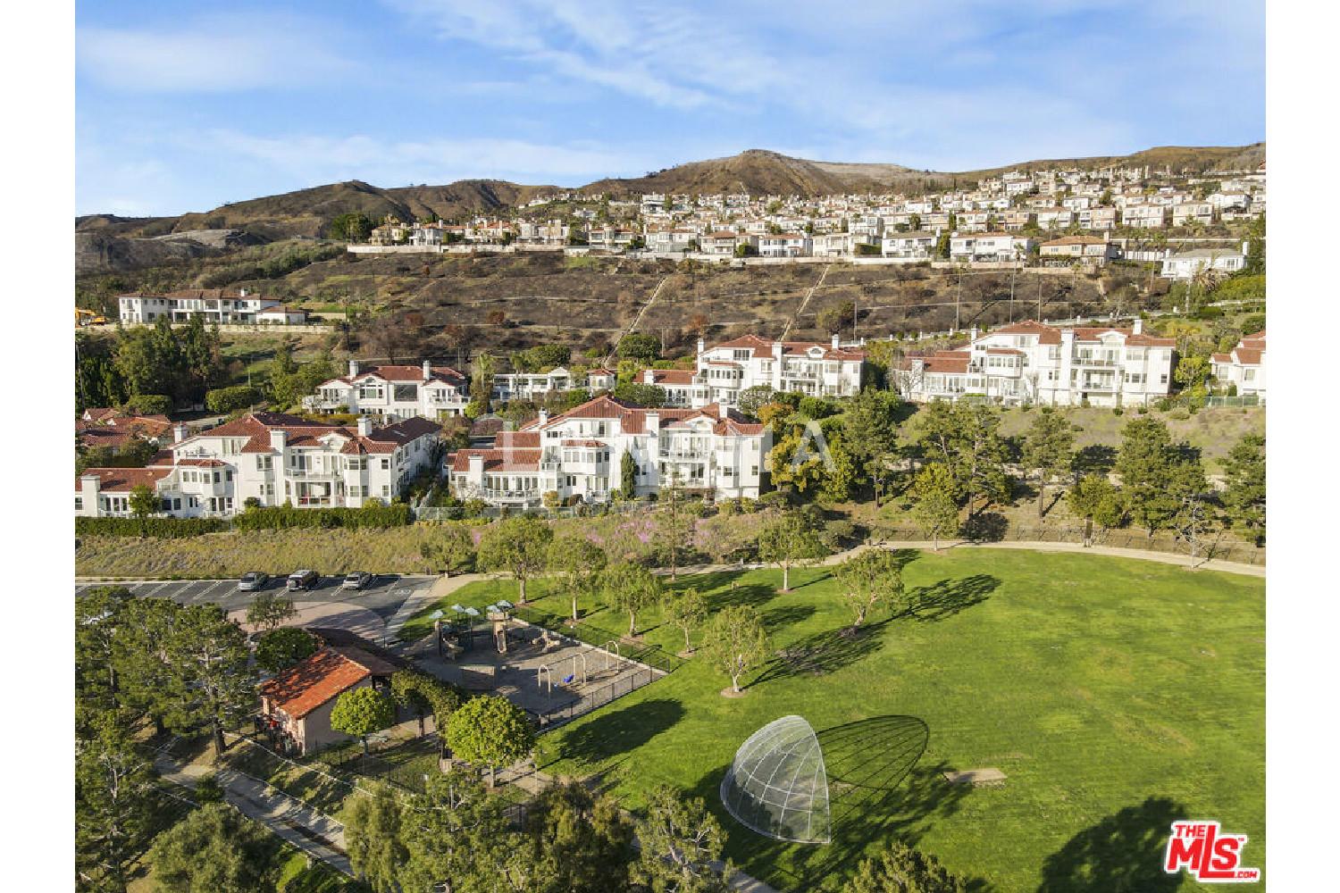 2020 Palisades Drive 官网图片 36