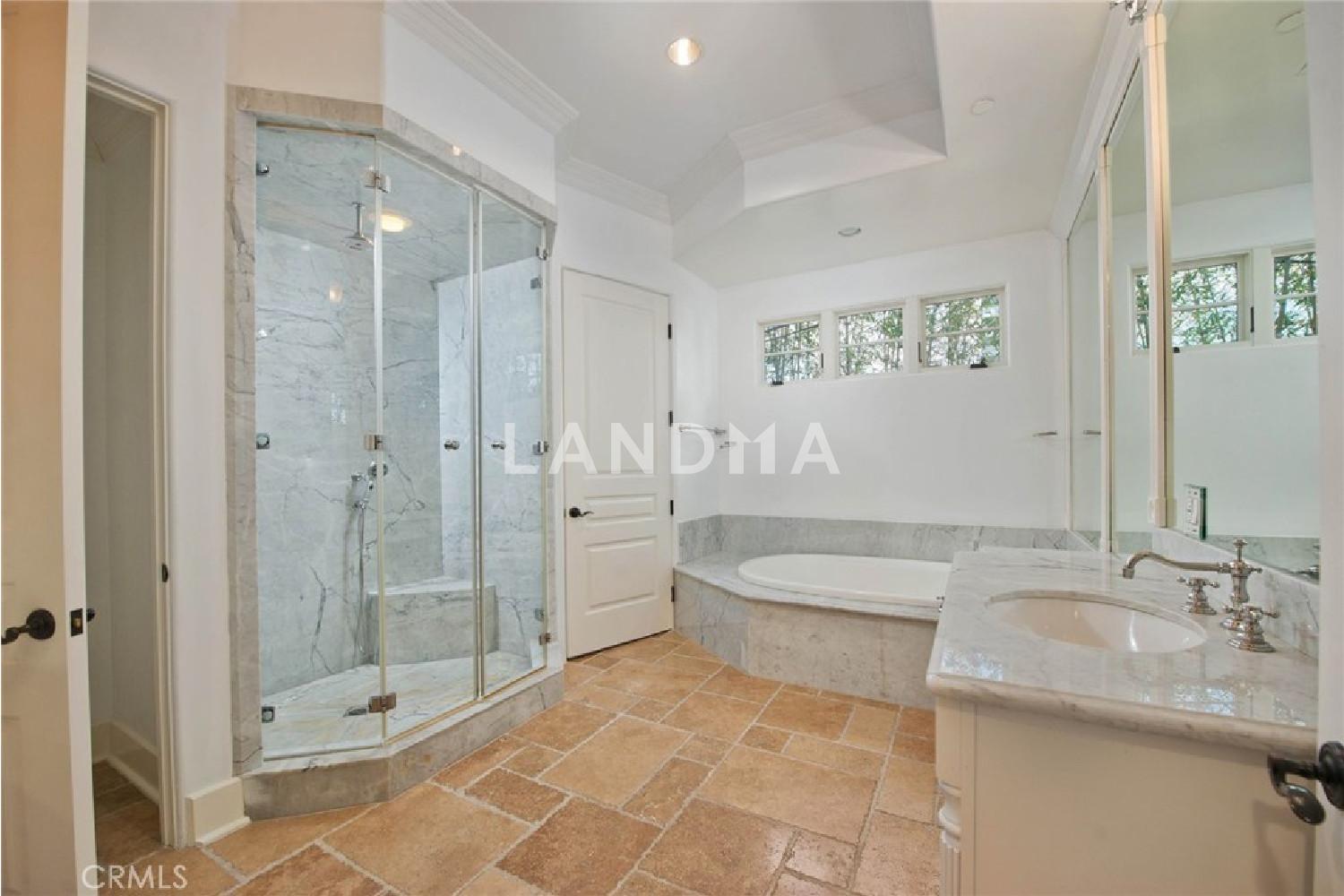 558 Hillgreen Drive #207 官网图片 35