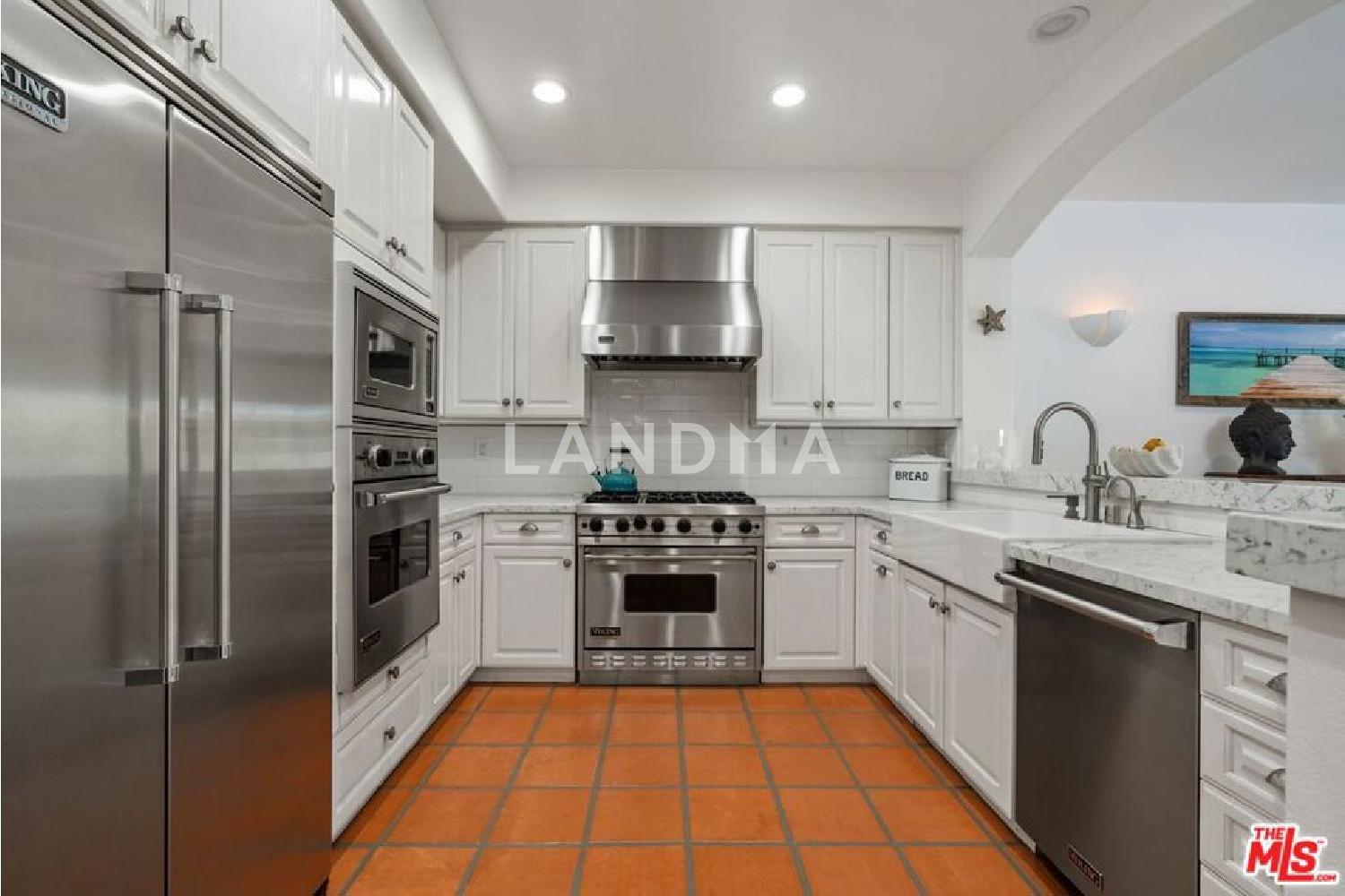 6435 Zumirez Drive #10 官网图片 5