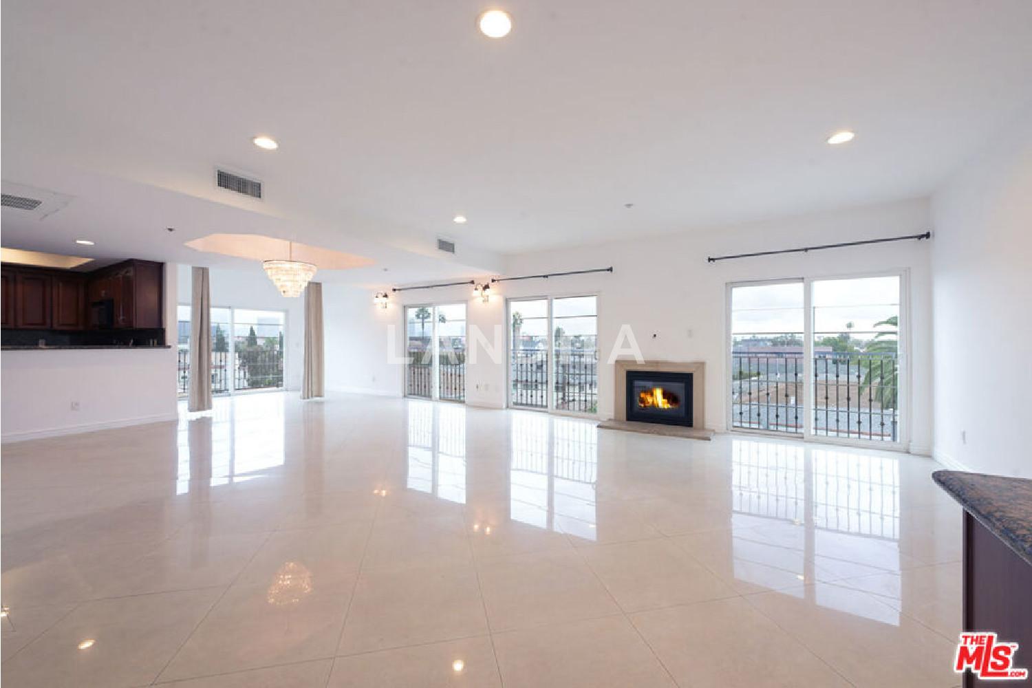 8555 Cashio Street #PH4 官网图片 21