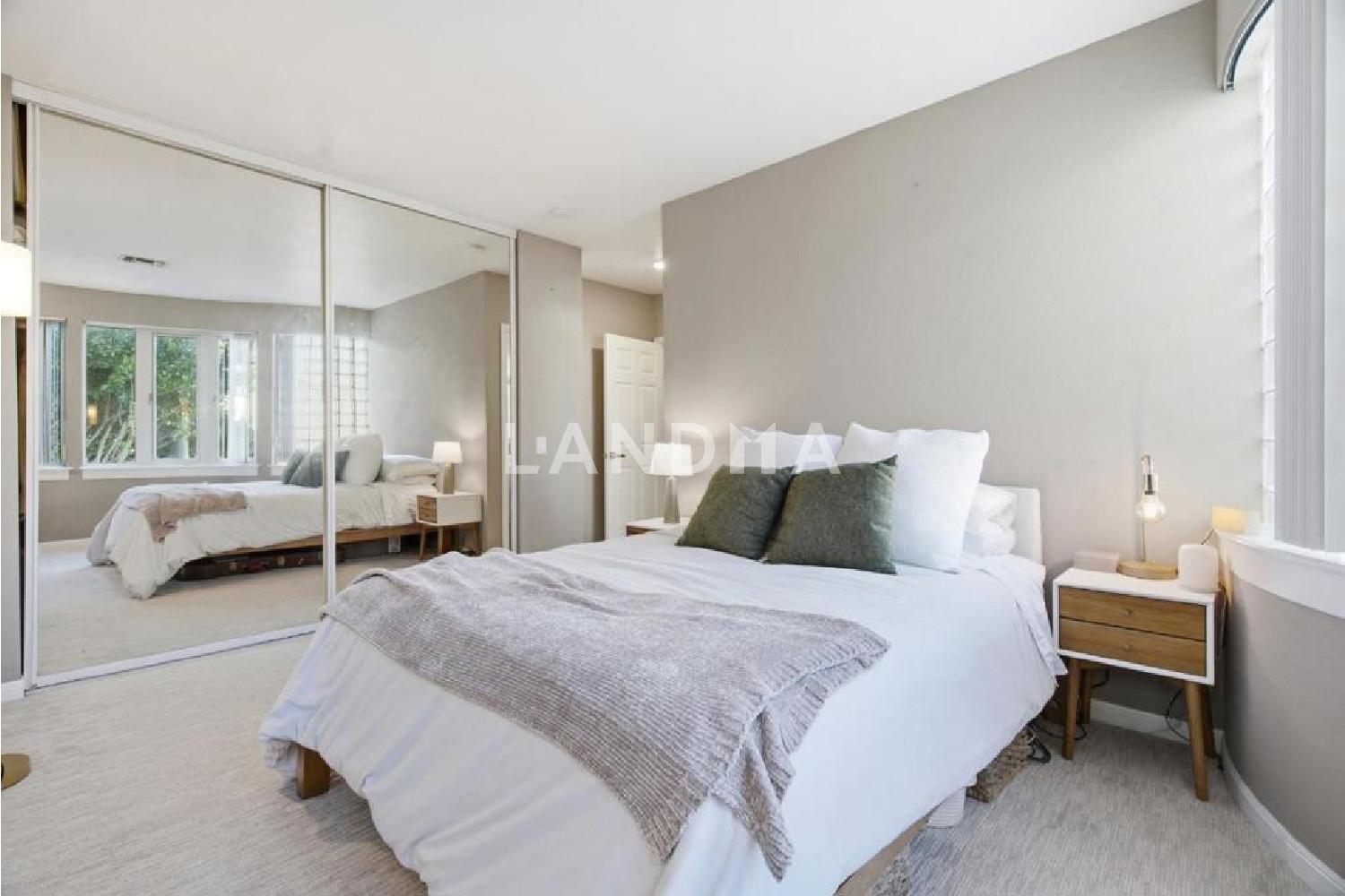 1111 Bay Street #307 官网图片 32