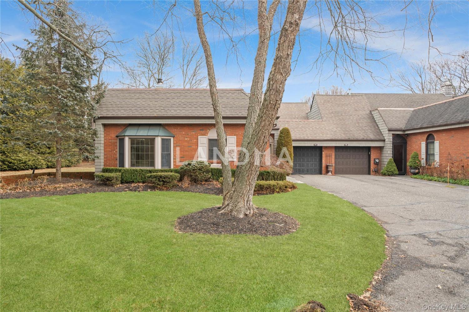 31 Admirals Drive E