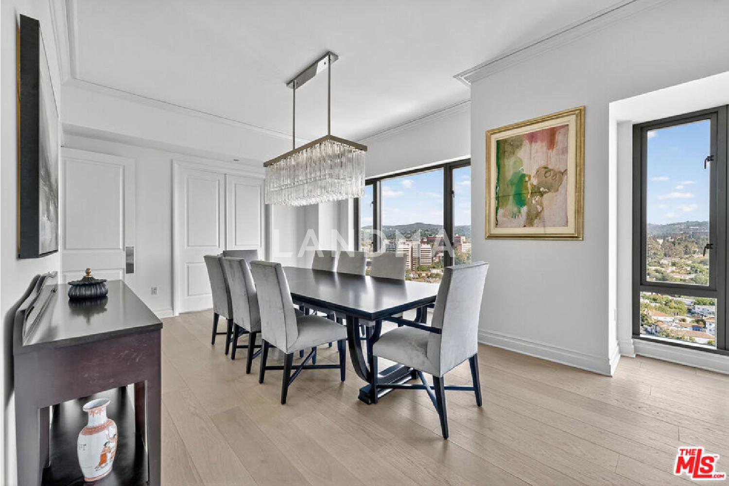 10727 Wilshire Boulevard #1802 官网图片 3