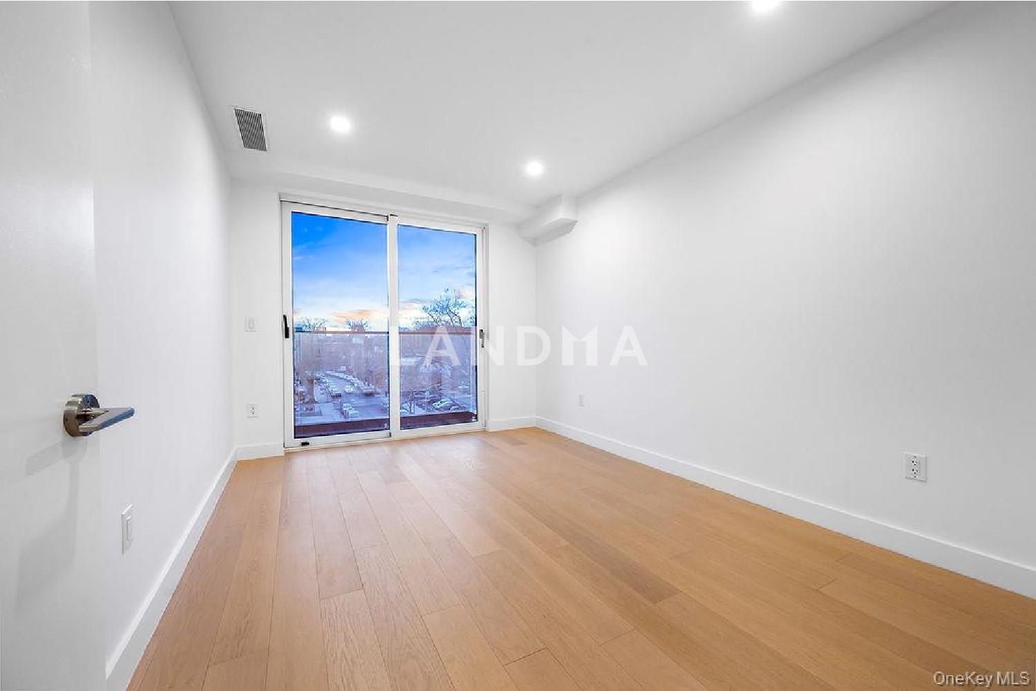 150-02 Northern Blvd  Unit 3B 官网图片 12