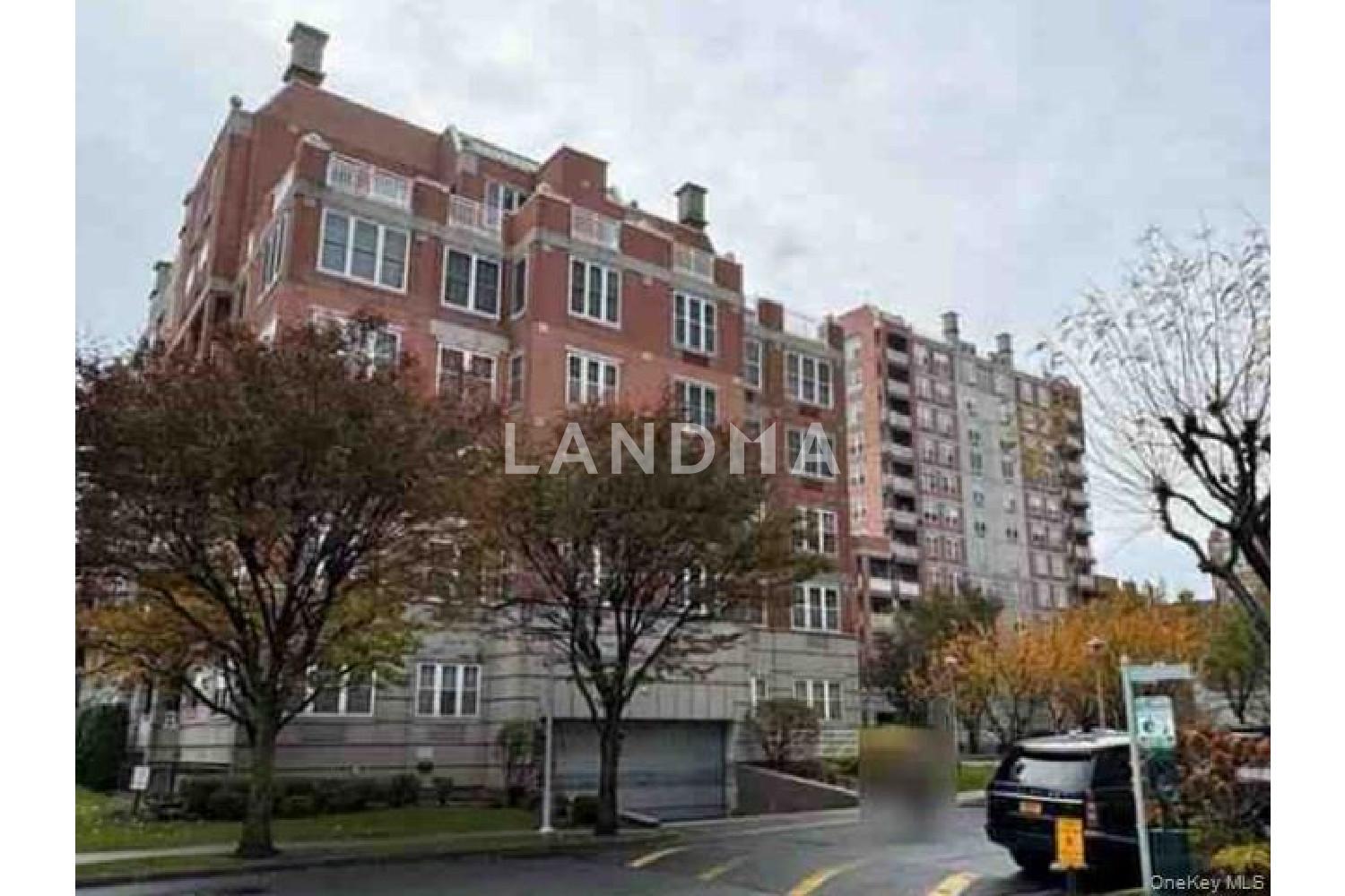 60 Oceana Drive W  Unit 5J