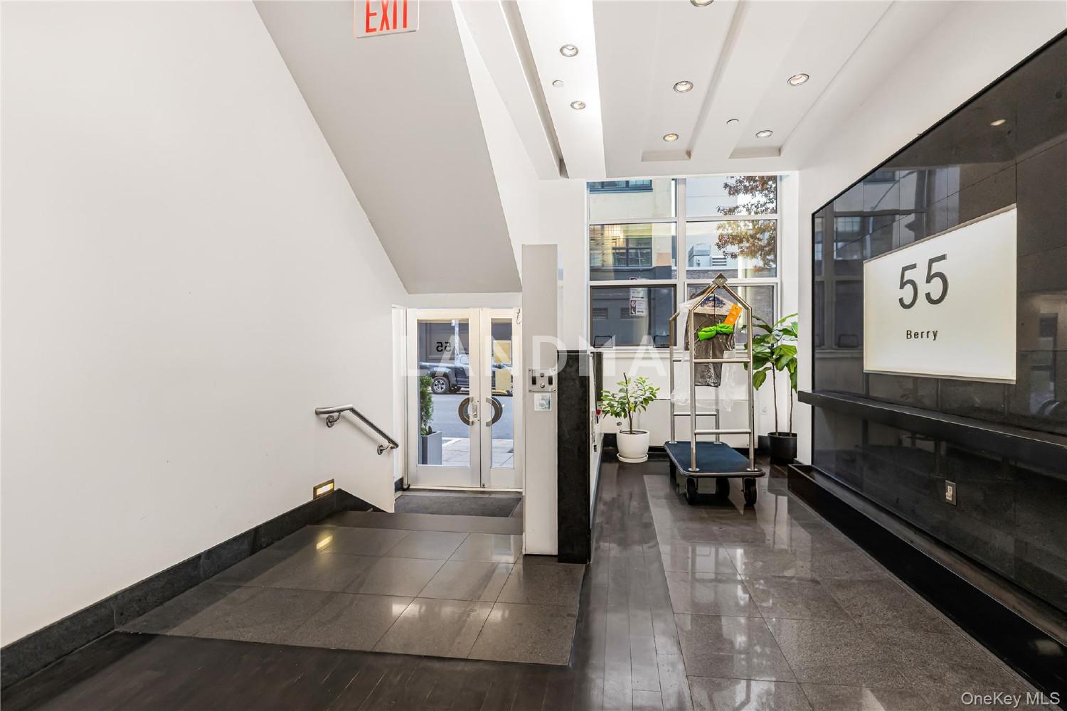 55 Berry Street  Unit 4F 官网图片 26