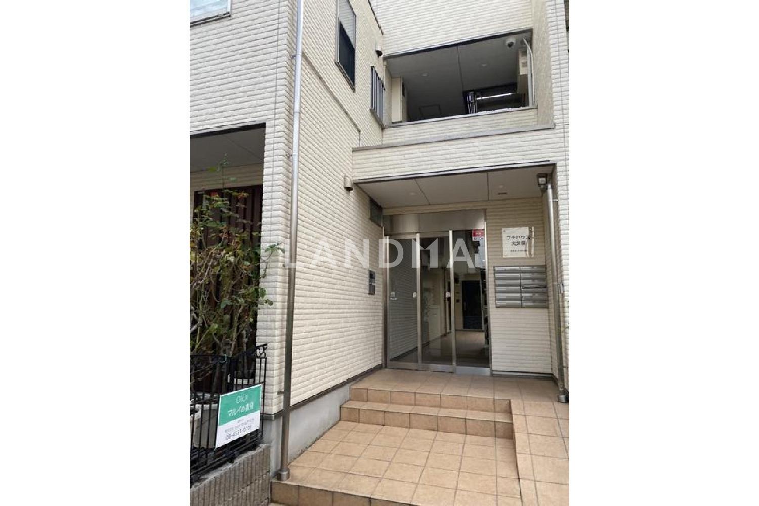 東京都新宿区大久保2-29-28 一棟売りマンション 382.67㎡