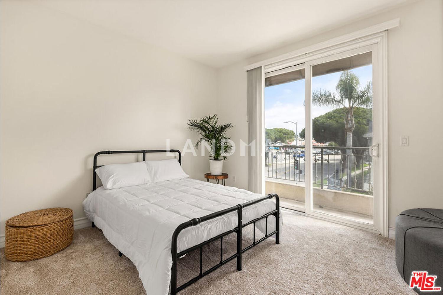 11428 National Boulevard #101 官网图片 15