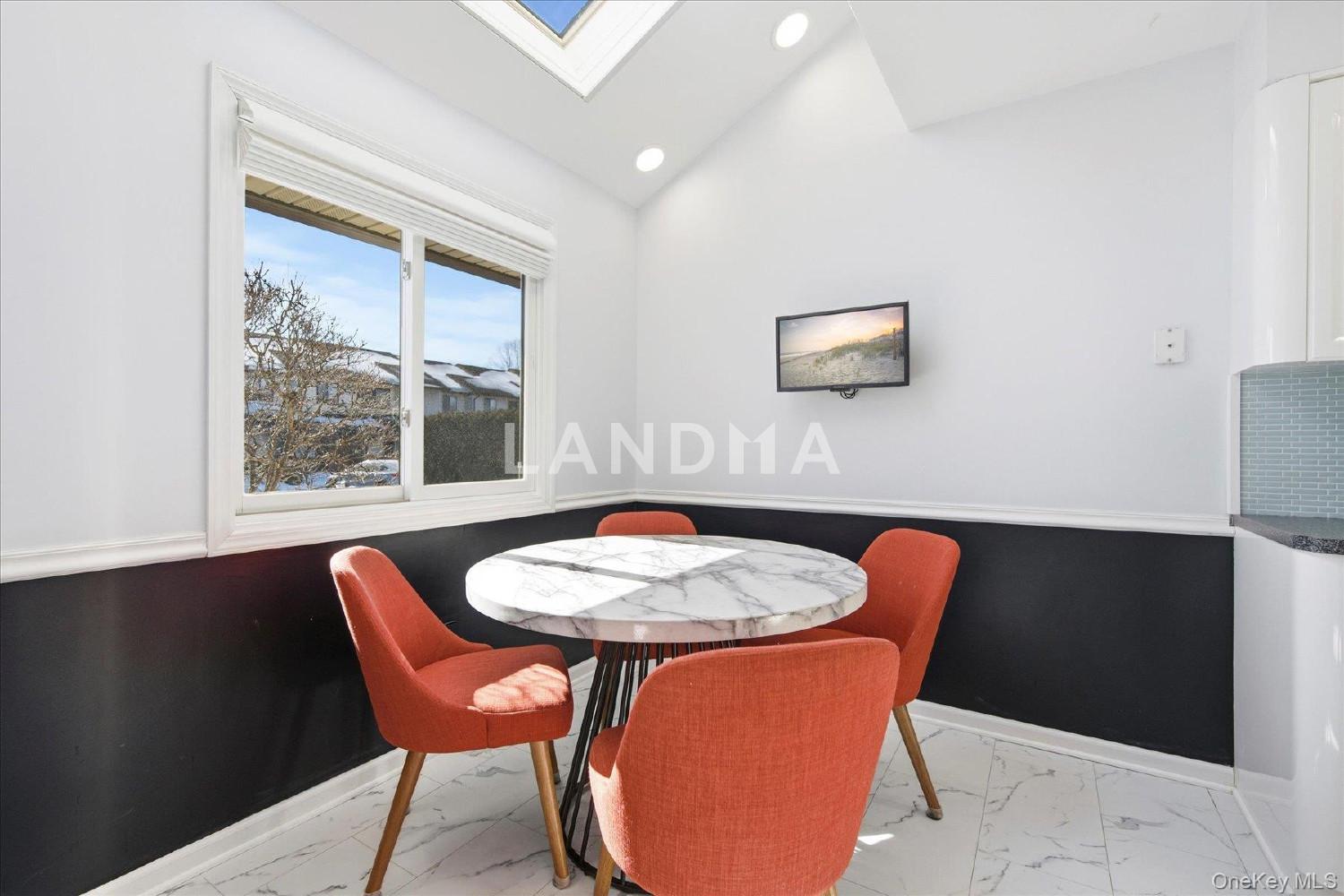 201 Poplar Court  Unit 201 官网图片 3