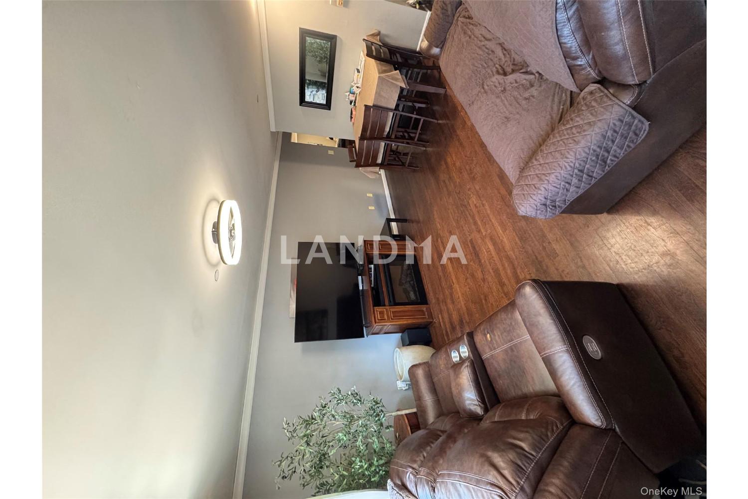 191A W Kingsbridge Road  Unit 3 官网图片 2