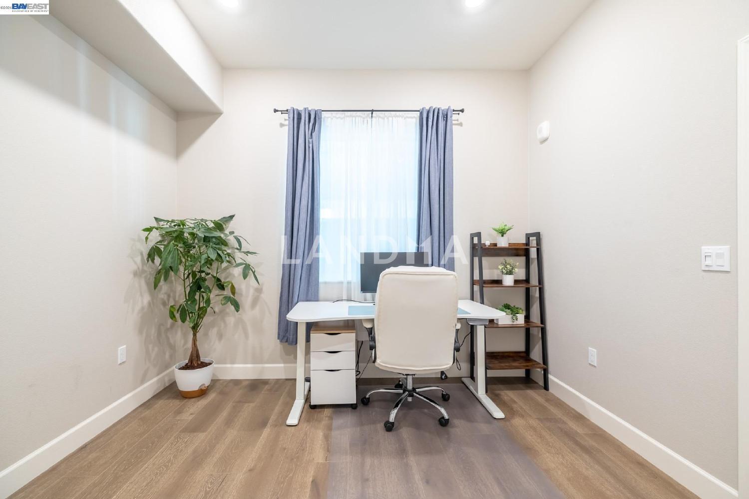 263 Llano De Los Robles Ave #1 官网图片 18
